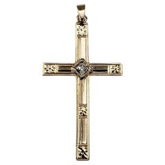 Pendentif croix en or jaune et blanc 14 carats avec diamants #20938