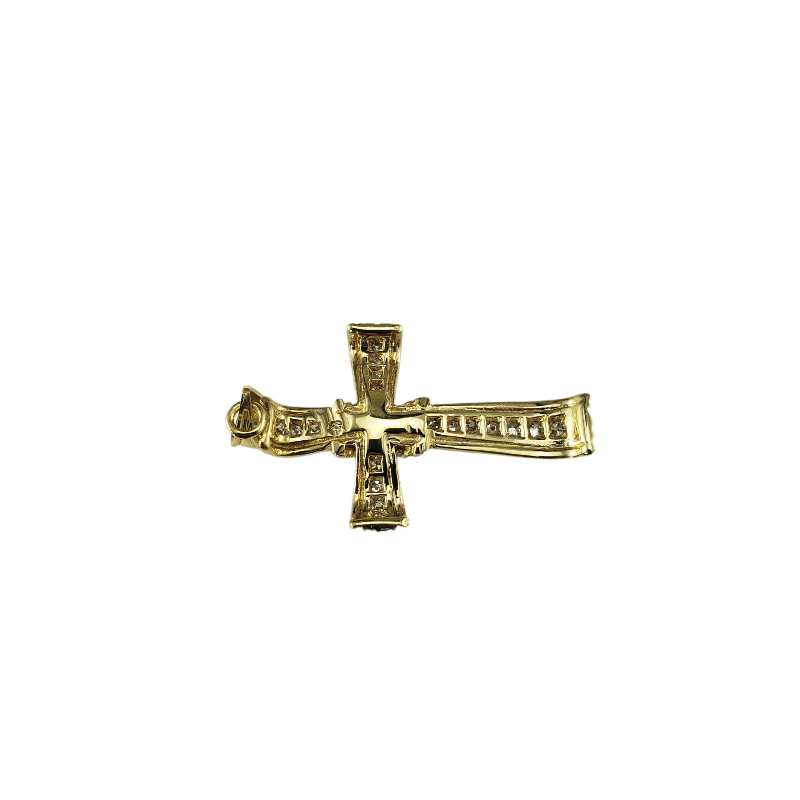 Taglio singolo Ciondolo a croce con diamante in oro giallo e bianco 14K #23088 in vendita