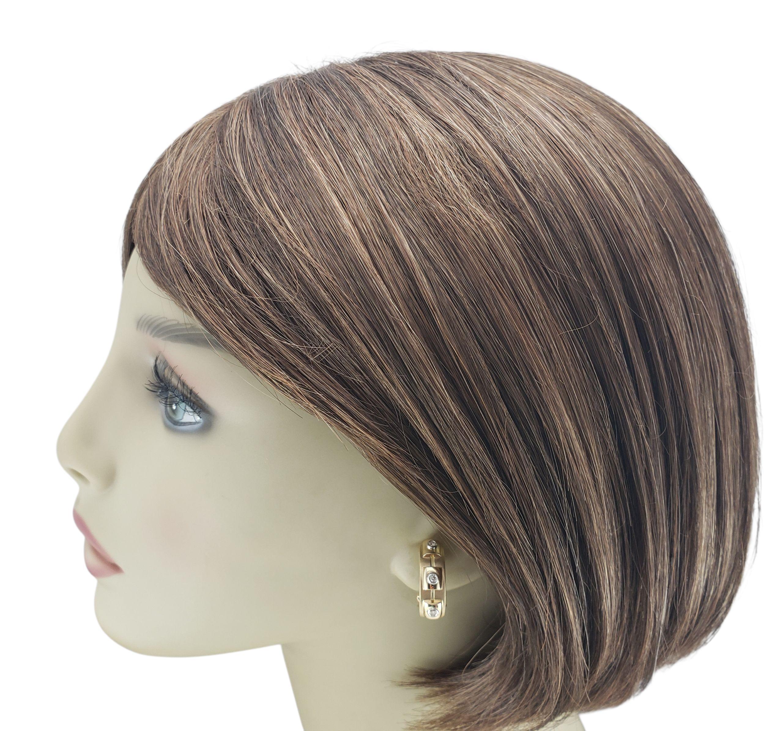 Boucles d'oreilles en or jaune et blanc 14K avec diamants et oméga #23118 Pour femmes en vente