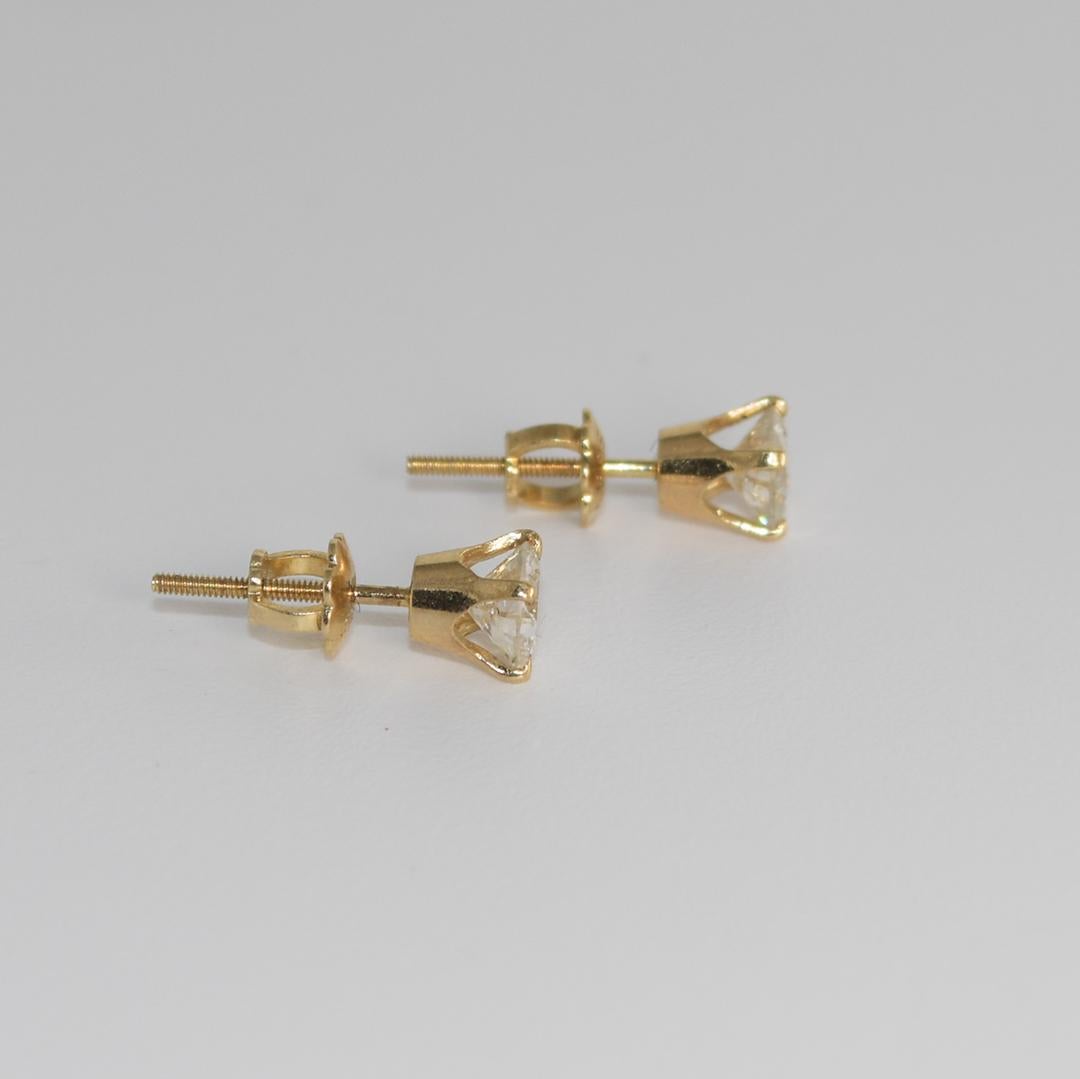 14K Yellow Diamond Stud Earrings 0.75ct In Excellent Condition For Sale In Laguna Beach, CA