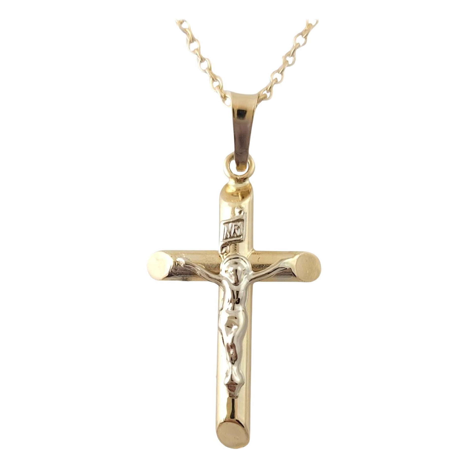 Collana con ciondolo con crocifisso di Dio giallo 14K #16878