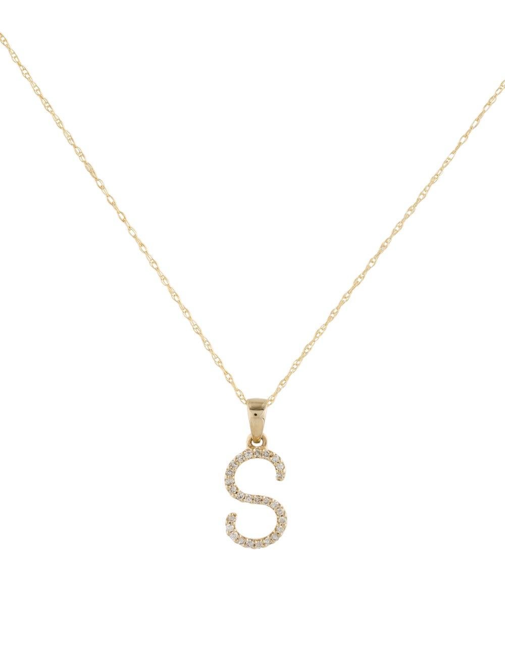 Taille simple Collier pendentif en or jaune 14 carats avec diamants 0,06 carat d'origine, taille initiale S en vente