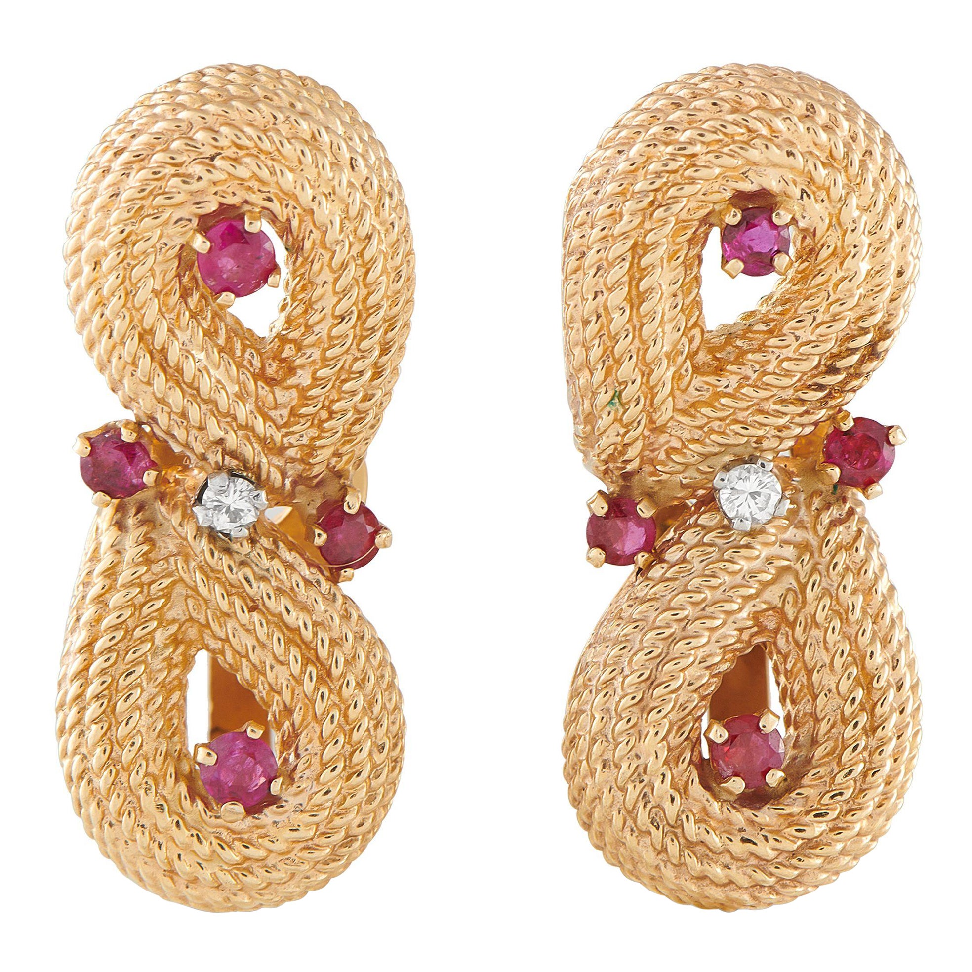 Boucles d'oreilles en or jaune 14K avec diamant et rubis de 0,06ct MF06-070825 en vente