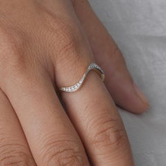 14K Yellow Gold 0.10 CT Natural Diamond Pavé Two-Tone Crossover Wave Band Ring