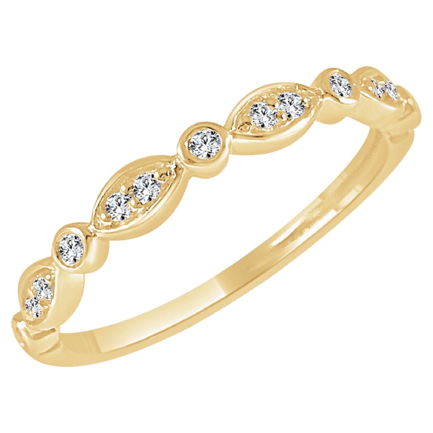 14K Yellow Gold 0.10ct Diamond Band for Her For Sale
