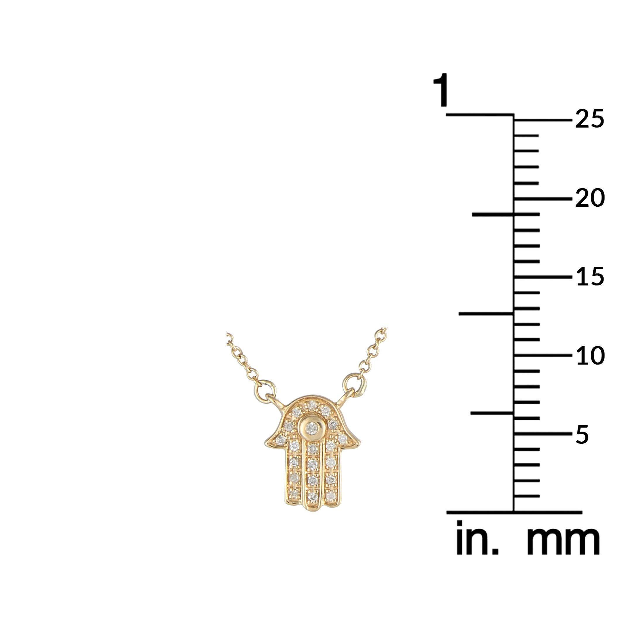 Collana con ciondolo Hamsa in oro giallo 14K con diamante da 0,10 carati In condizioni Nuovo in vendita a Southampton, PA