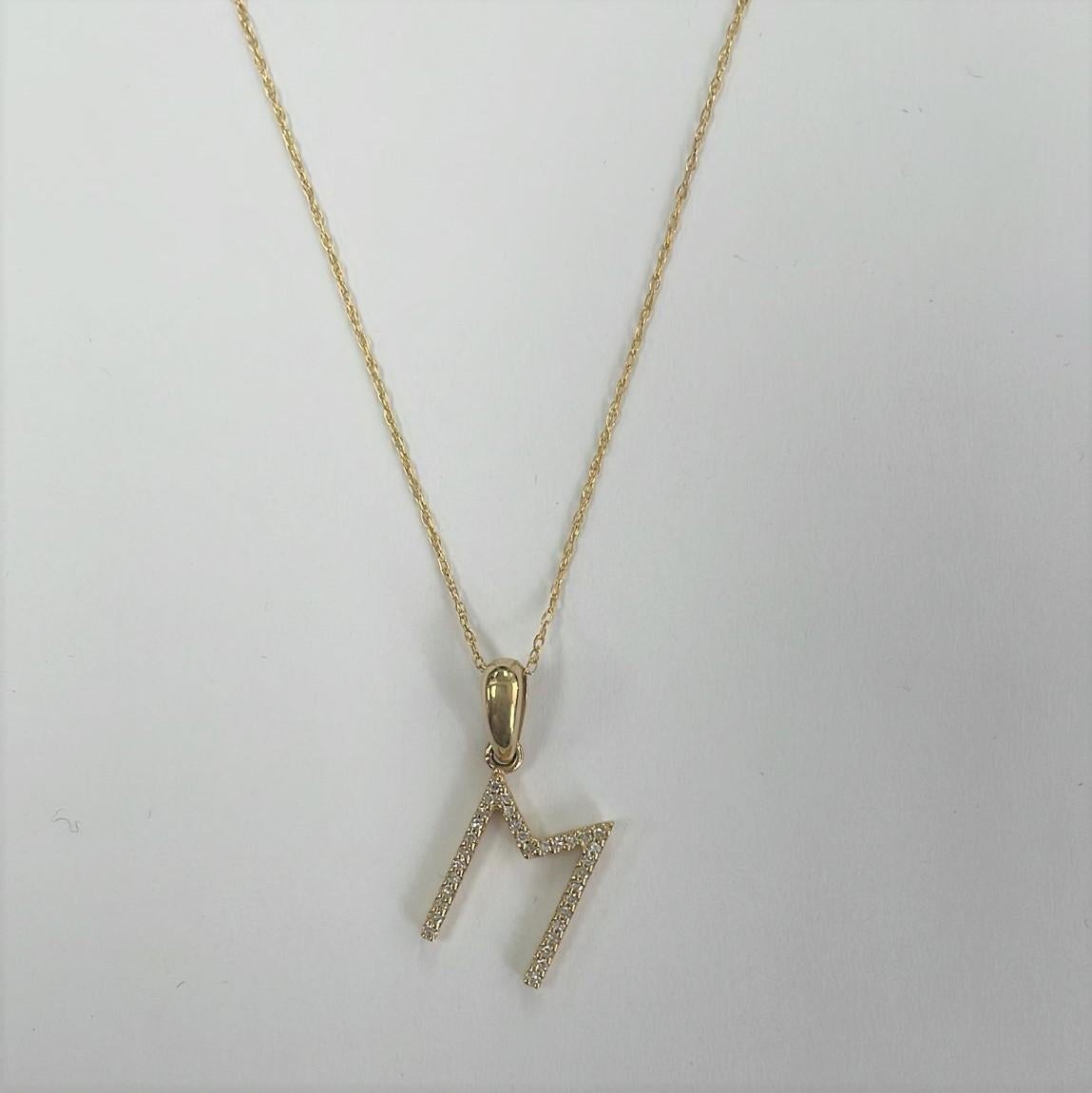 14K Yellow Gold 0.10ct Diamond Initial M Pendant for Her In New Condition For Sale In Great neck, NY