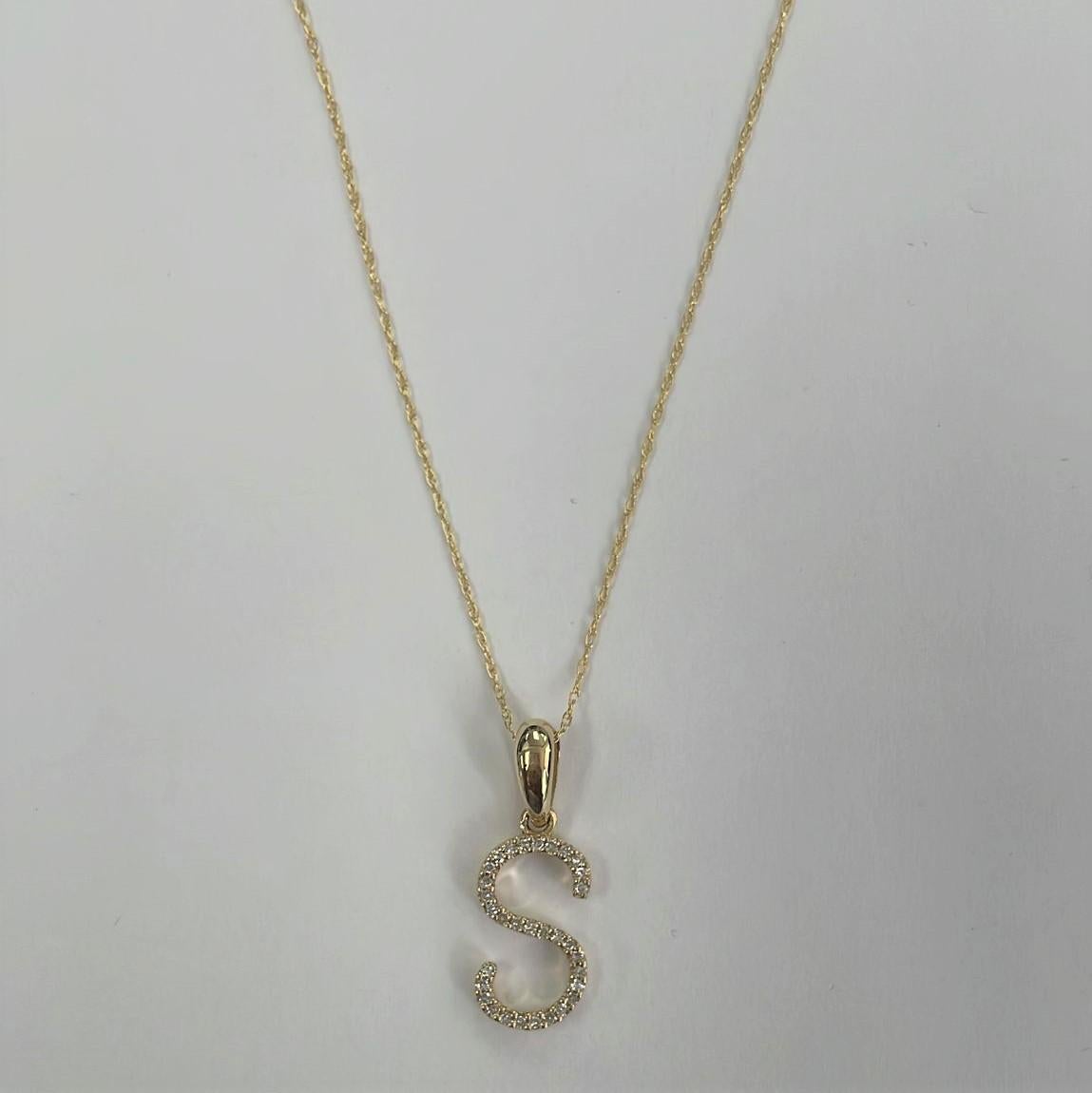 14 Karat Gelbgold 0,10 Karat Diamant Initial S Anhänger für Sie im Zustand „Neu“ im Angebot in Great neck, NY