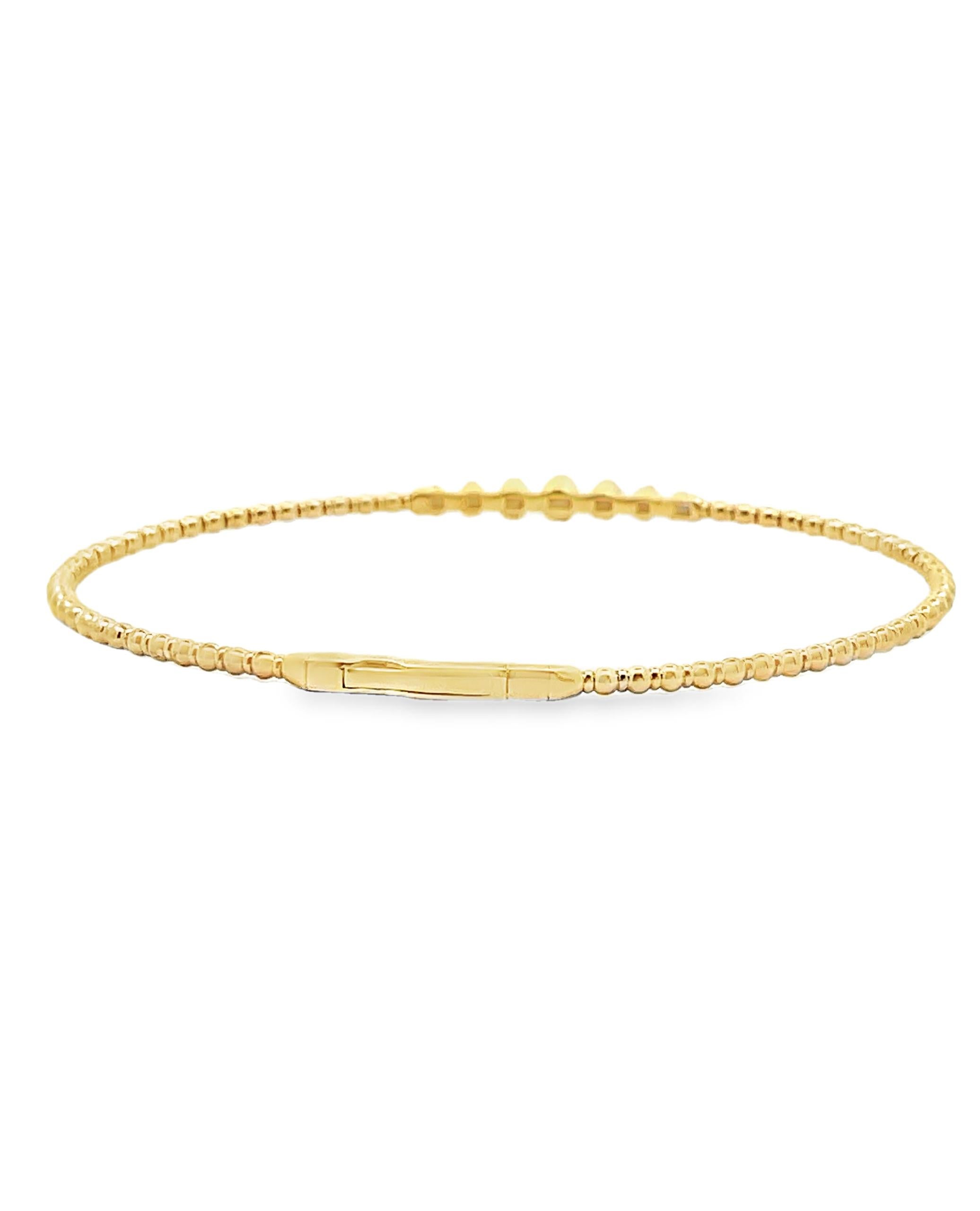 Contemporary 14K Yellow Gold 0.22 Carat Diamond Single Row Bangle Bracelet For Sale