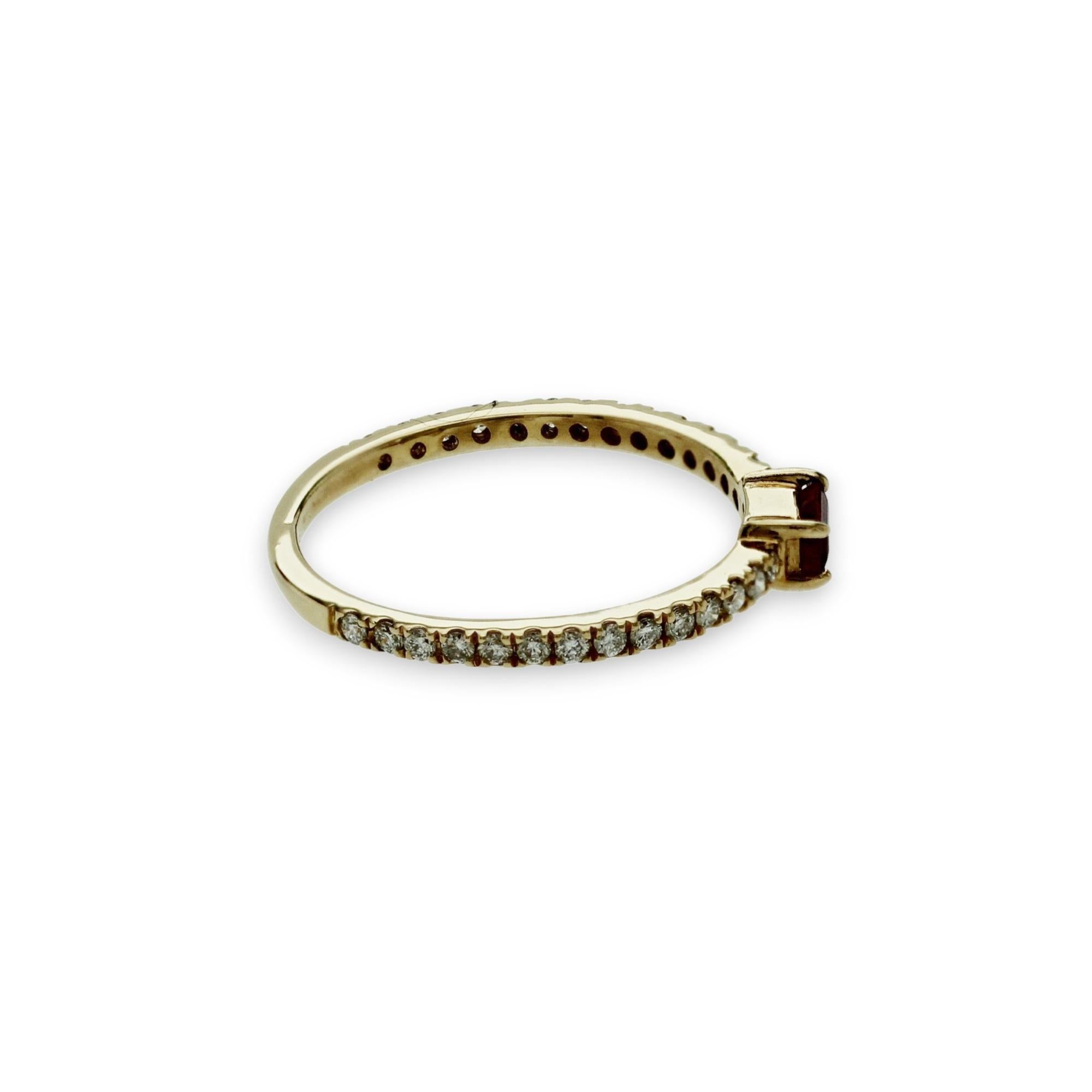 Bague en or jaune 14K 0.24 CT diamant et 0.12 CT rubis Taille 6 en vente 2