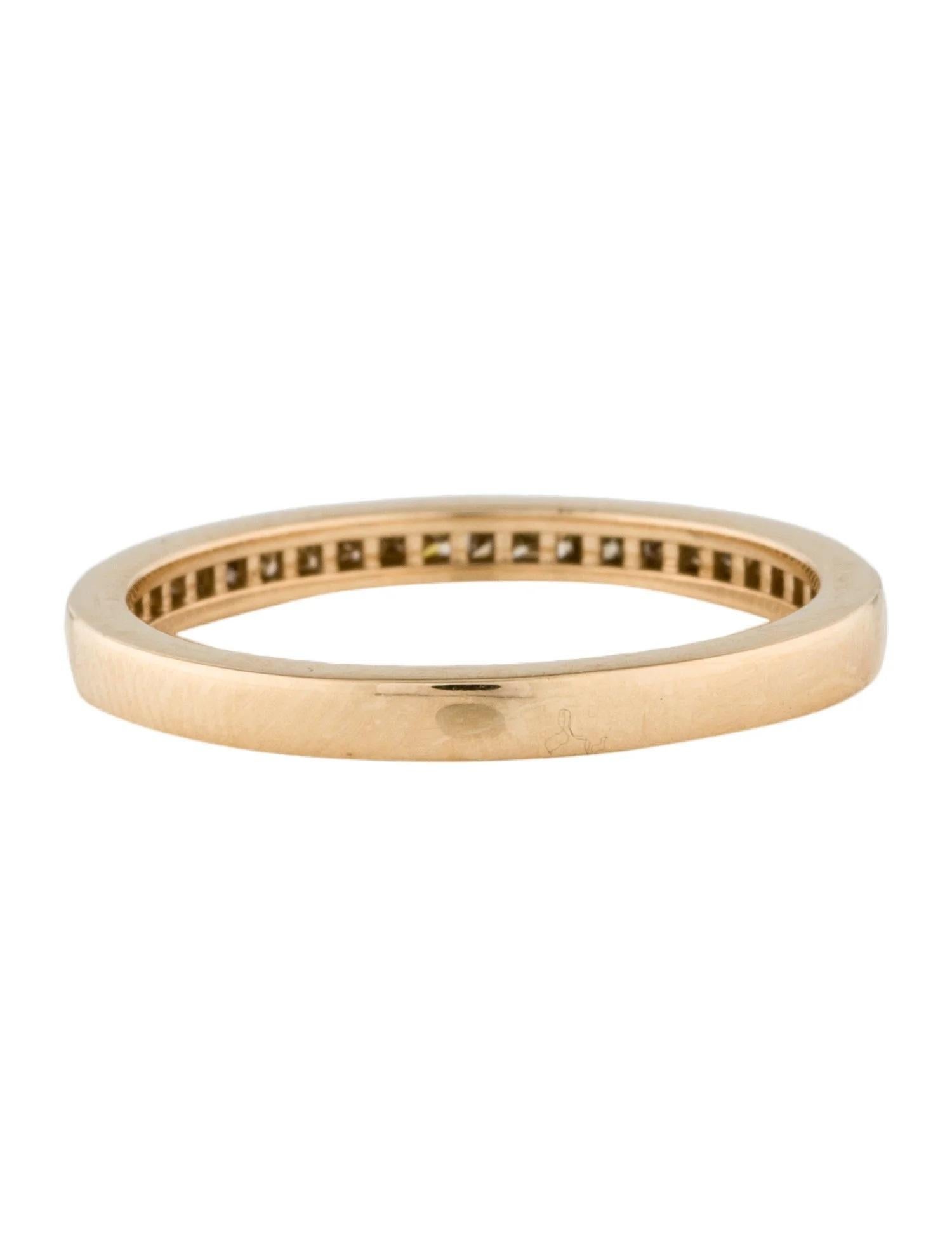 Brilliant Cut 14K Yellow Gold 0.29ctw Diamond Band, Size 8 For Sale