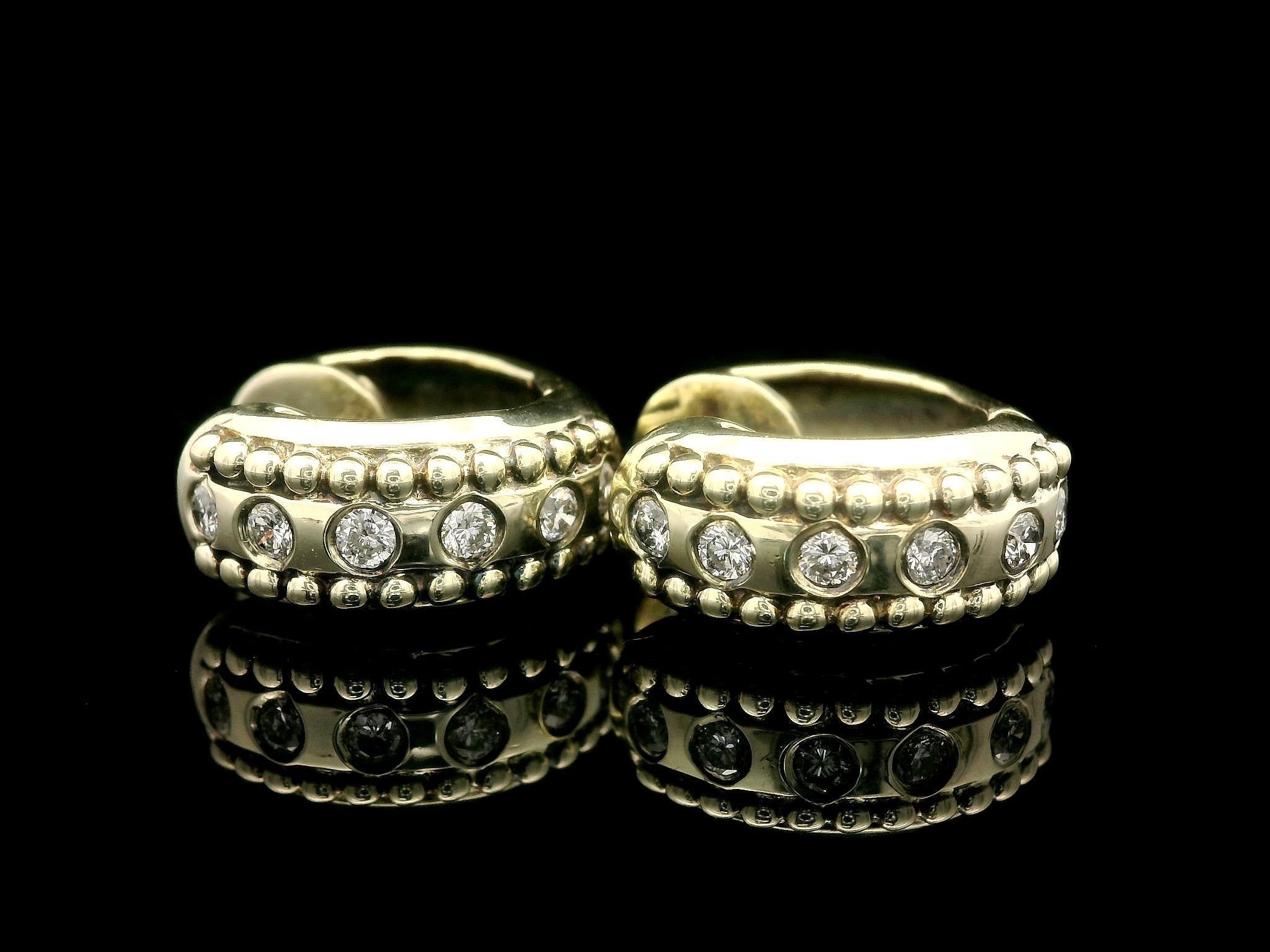 Boucles d'oreilles en or jaune 14k avec perles et diamants (0.30ctw) Pour femmes en vente