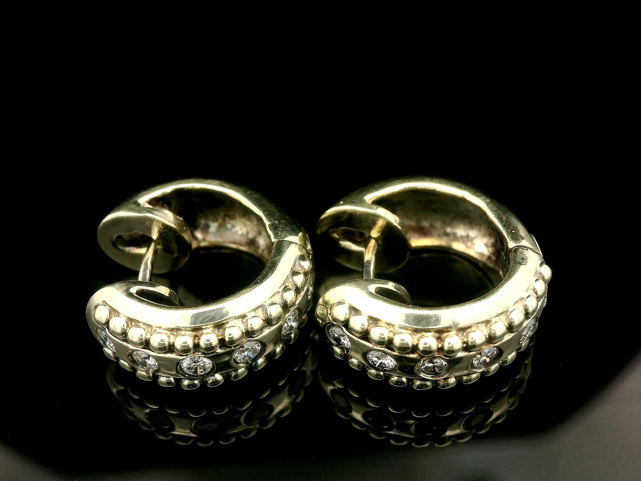 Boucles d'oreilles en or jaune 14k avec perles et diamants (0.30ctw) en vente 1
