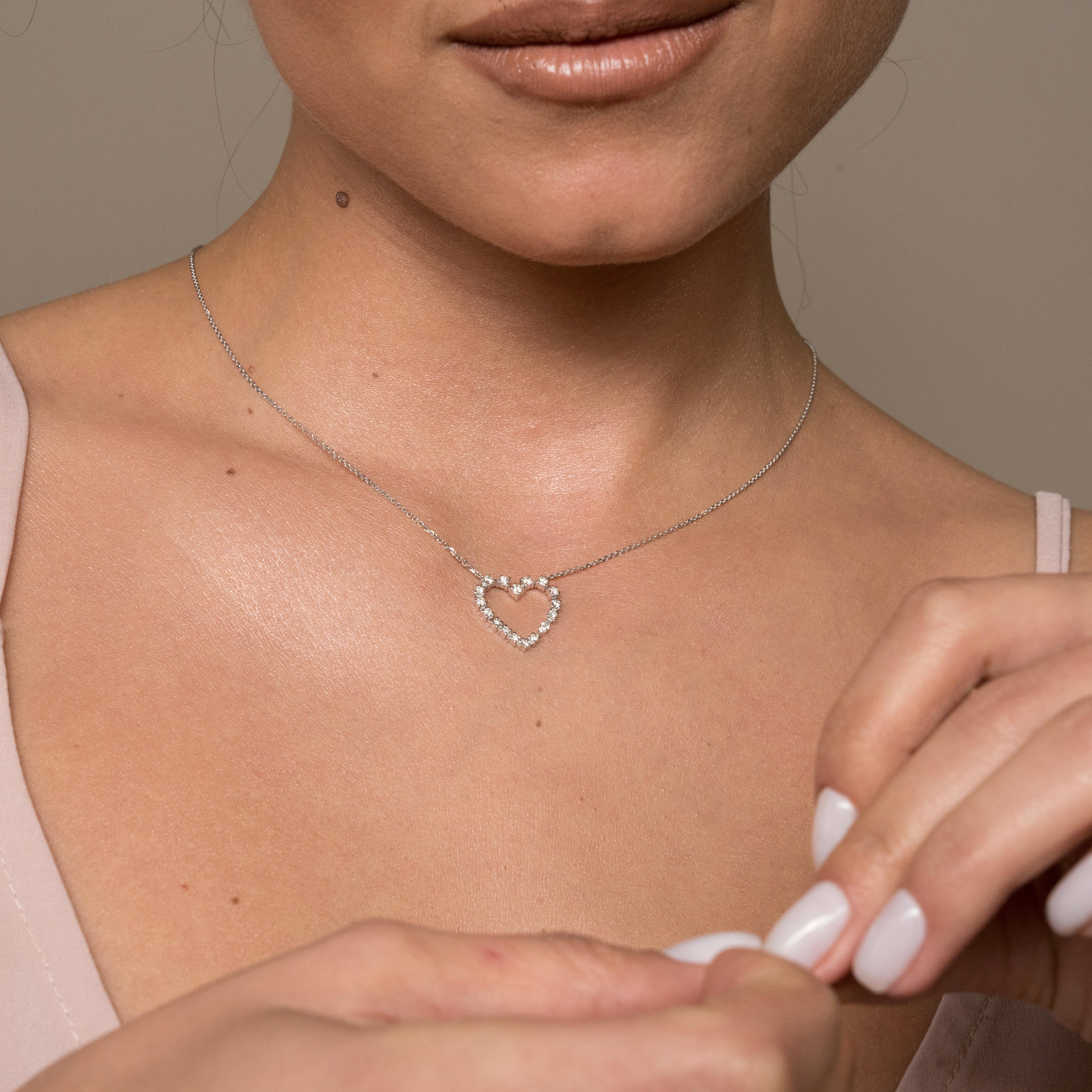 Round Cut 14k Yellow Gold 0.37 Carat Heart Shaped Diamond Pendant Necklace, Shlomit Rogel For Sale