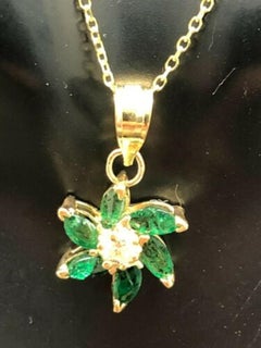 14k Yellow Gold 0.50ctw Emerald Marquise Cut Diamond Pendant Flower Necklace