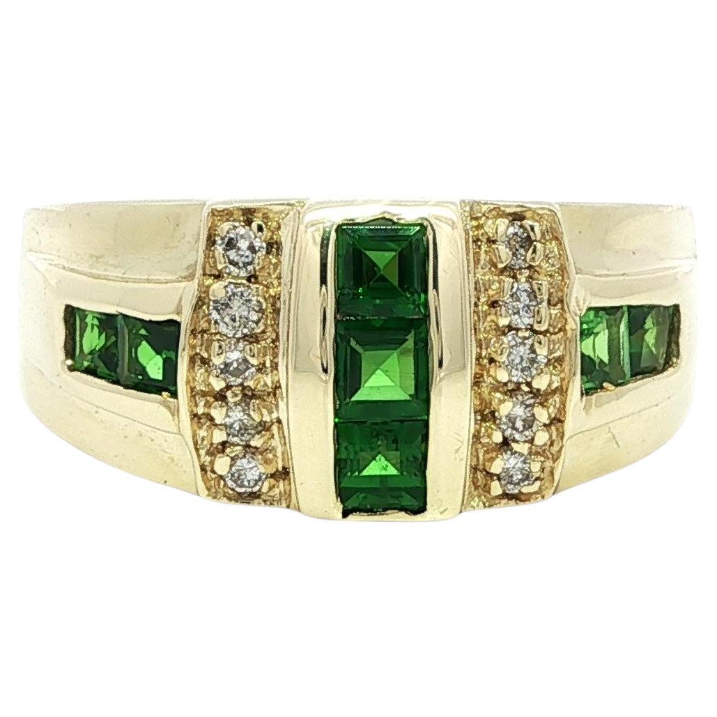 Anello a fascia geometrica in oro giallo 14k con tsavorite e diamante da 0,54 carati e larghezza 9,8 mm in vendita