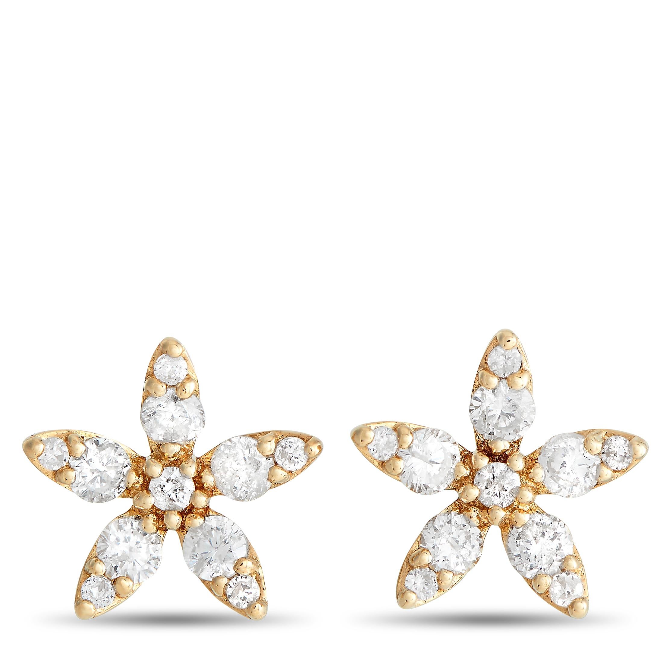 14K Yellow Gold 0.60ct Diamond Flower Earrings In New Condition For Sale In Southampton, PA