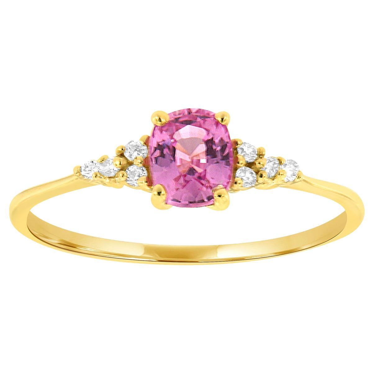 Bague en or jaune 14 carats avec diamants et saphir rose vif coussin allongé de 0,61 carat