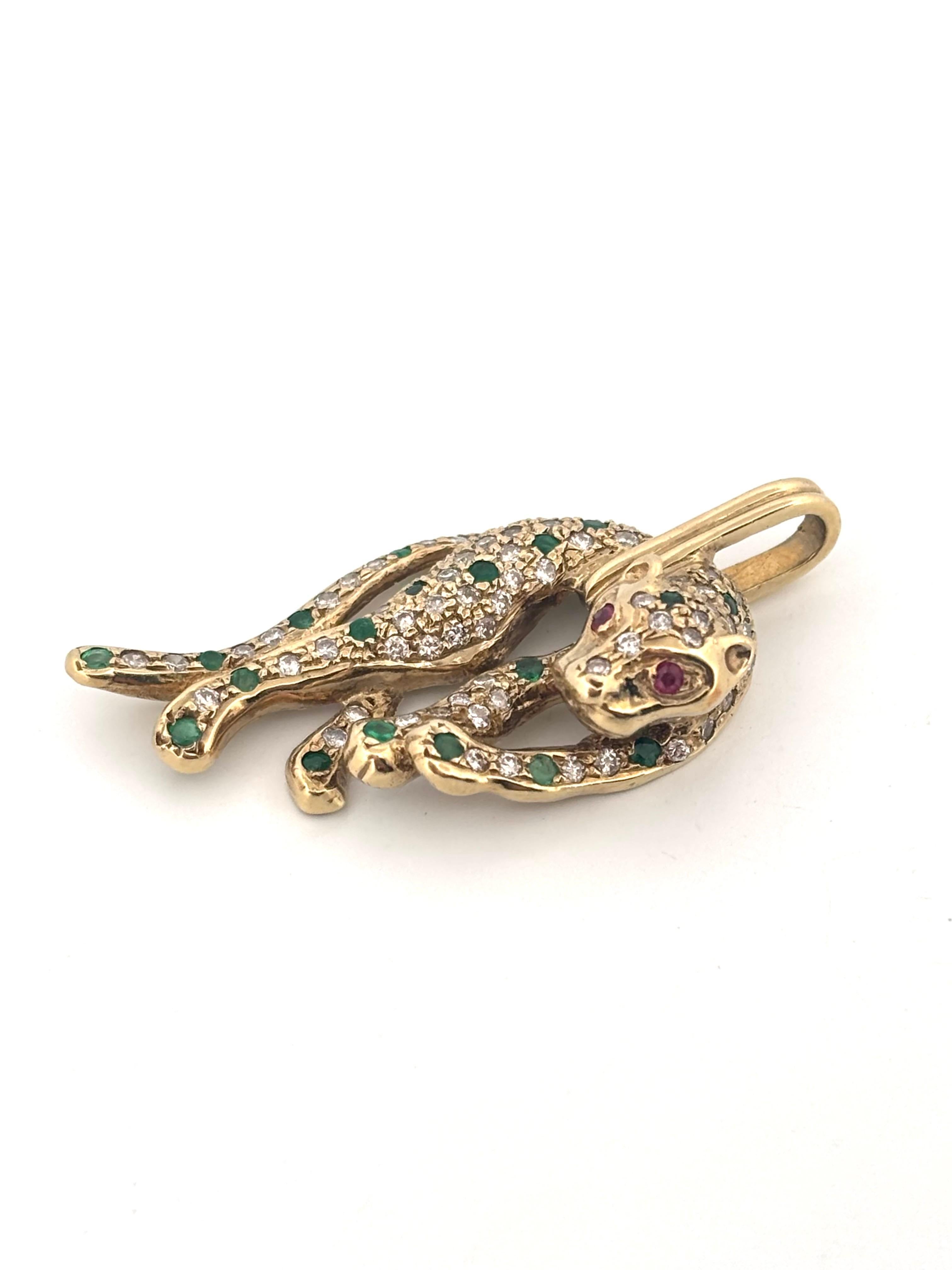 Pendentif en or jaune 14k 0.61CTW Diamond Emerald Ruby Design Cheetah Necklace en vente 4