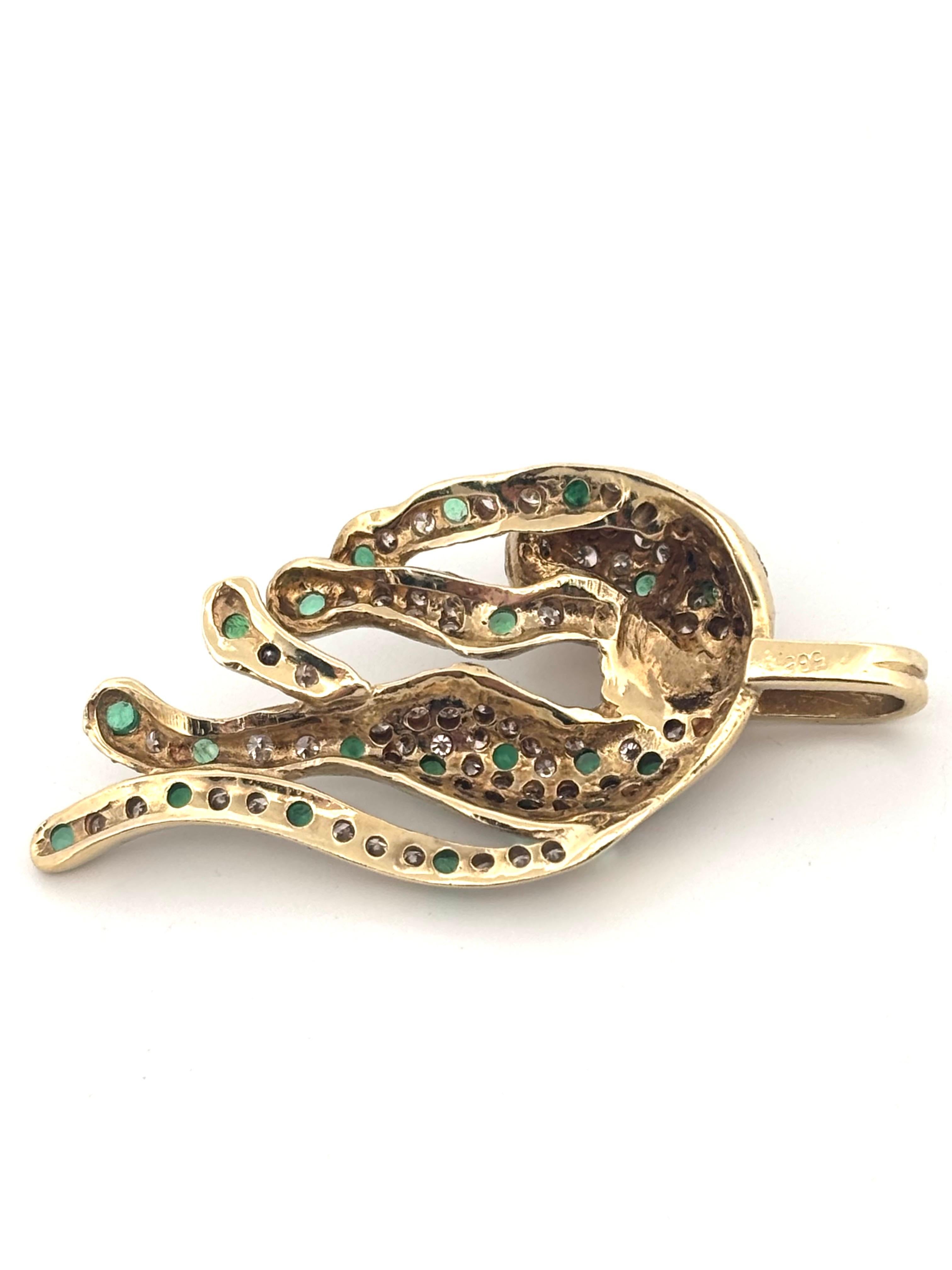 Rétro Pendentif en or jaune 14k 0.61CTW Diamond Emerald Ruby Design Cheetah Necklace en vente