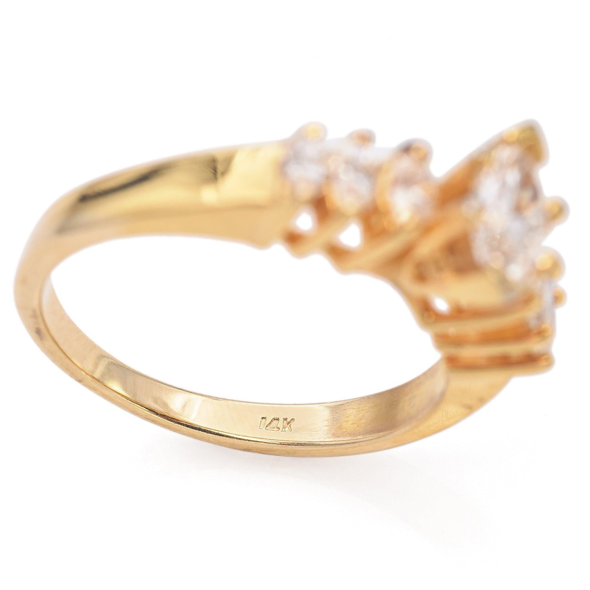 Anello di fidanzamento con diamante marquise in oro giallo 14k da 0,66tcw in vendita 2