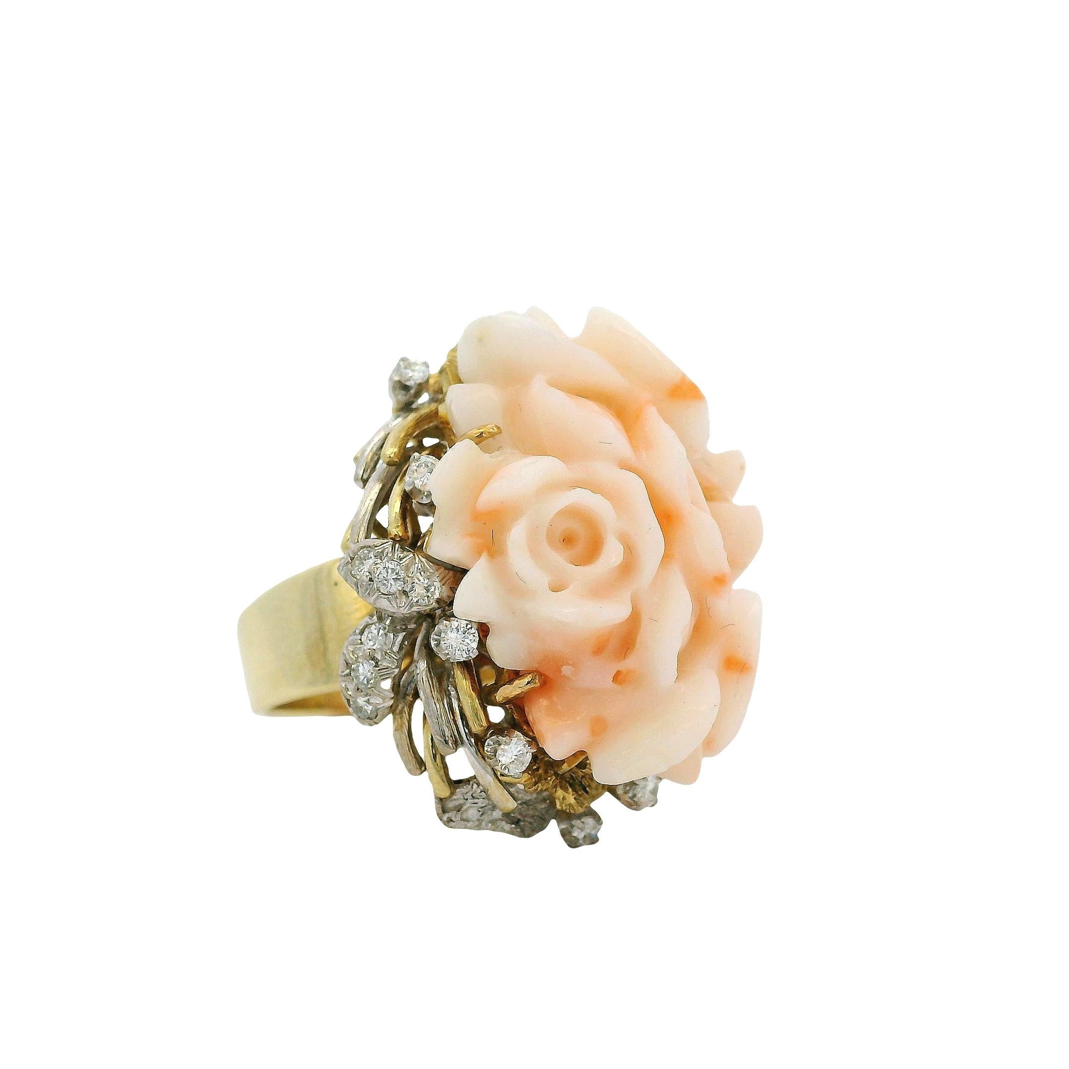 14k Yellow Gold 0.67ctw Diamond Pave Carved Coral Ring im Zustand „Hervorragend“ im Angebot in Boca Raton, FL