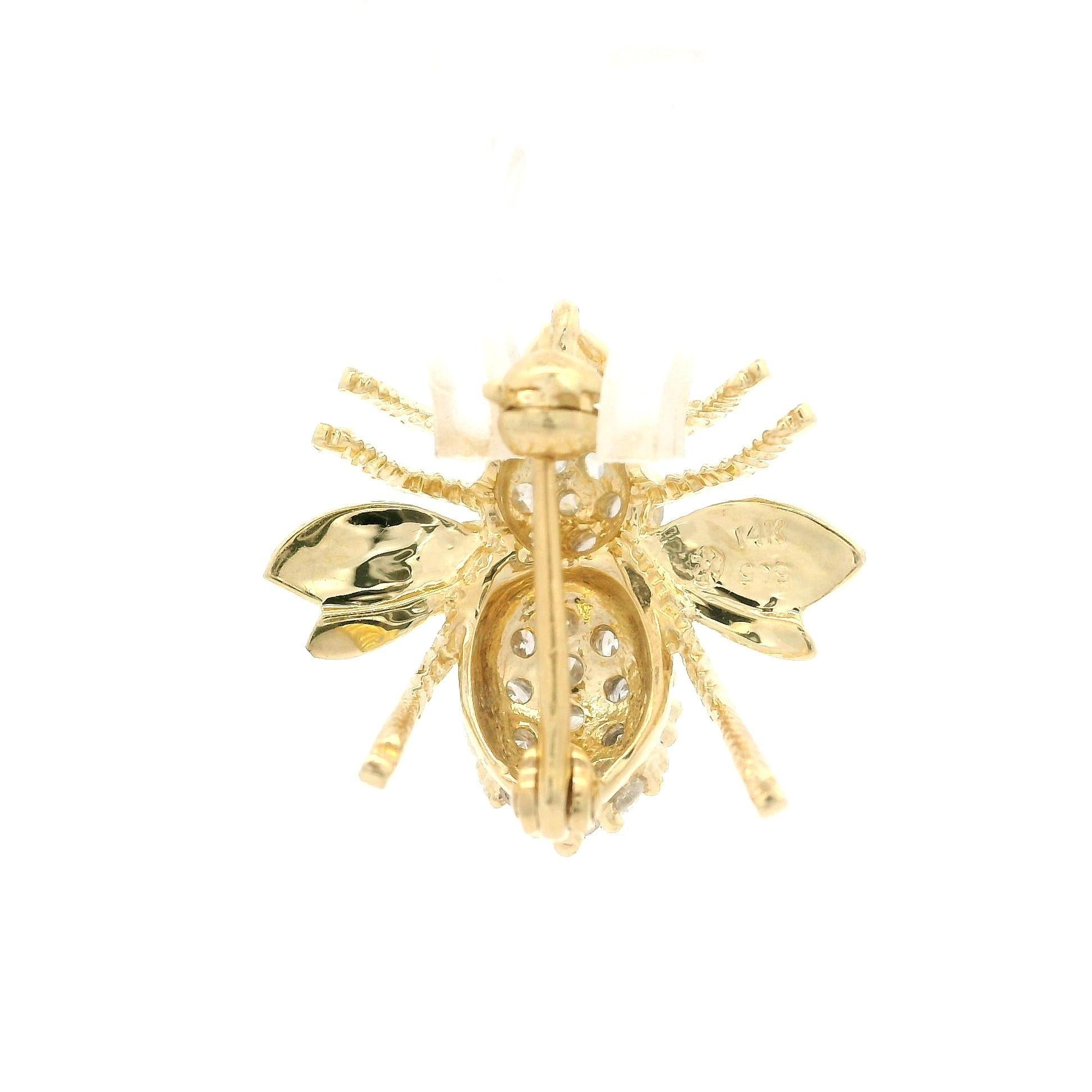 14k Yellow Gold 0.75ctw Diamond Detailed Bee Fly Insect Pin Brooch Pendant For Sale 4