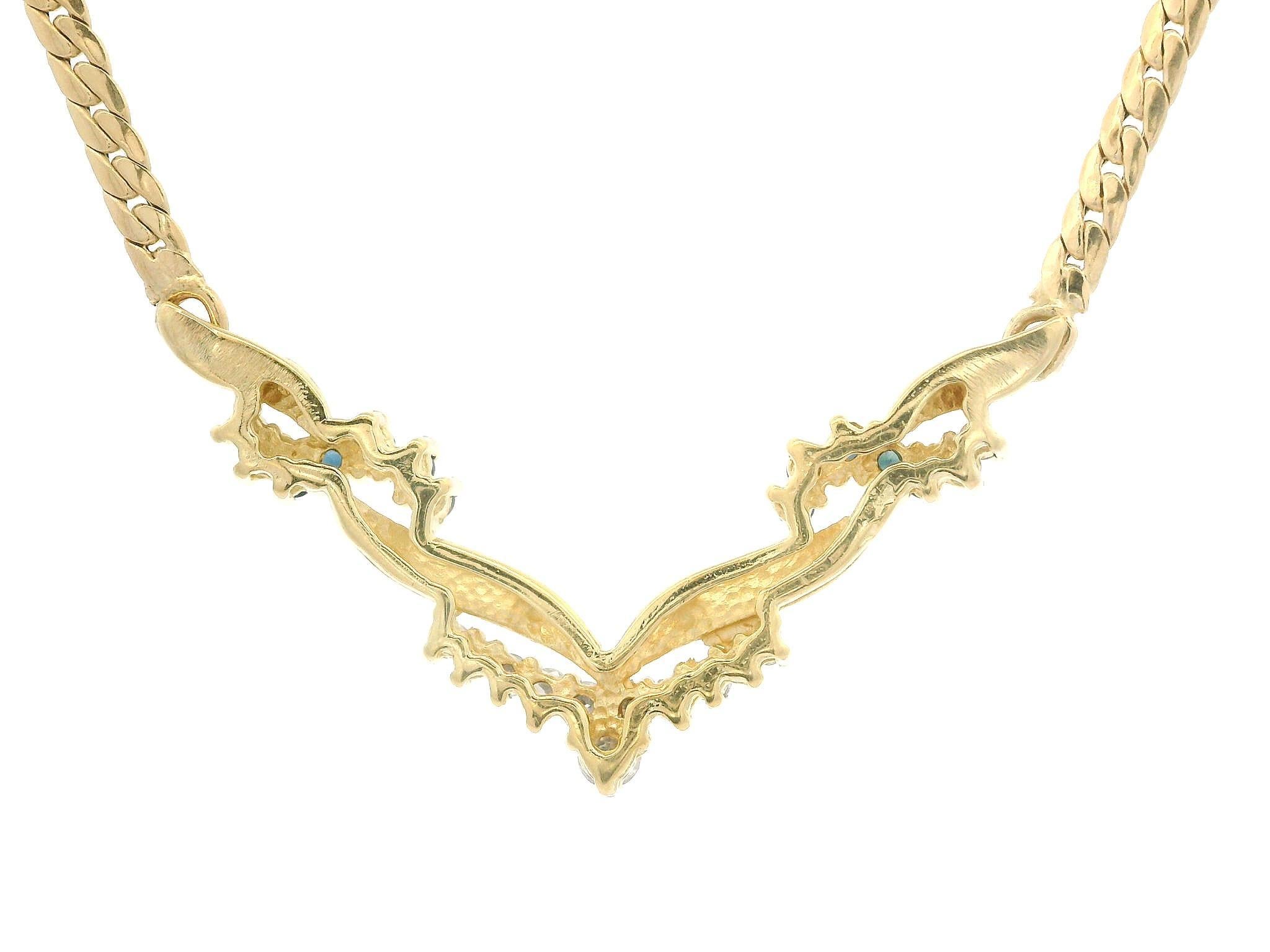 --Pierre(s) :...
(14) Saphir véritable naturel - taille ronde et brillante - serti - couleur bleu profond - 0.42ctw (exact)
(11) Diamants naturels authentiques - taille ronde et brillante - sertis - couleur G/H - pureté VS1-SI1 - 0,34ctw
