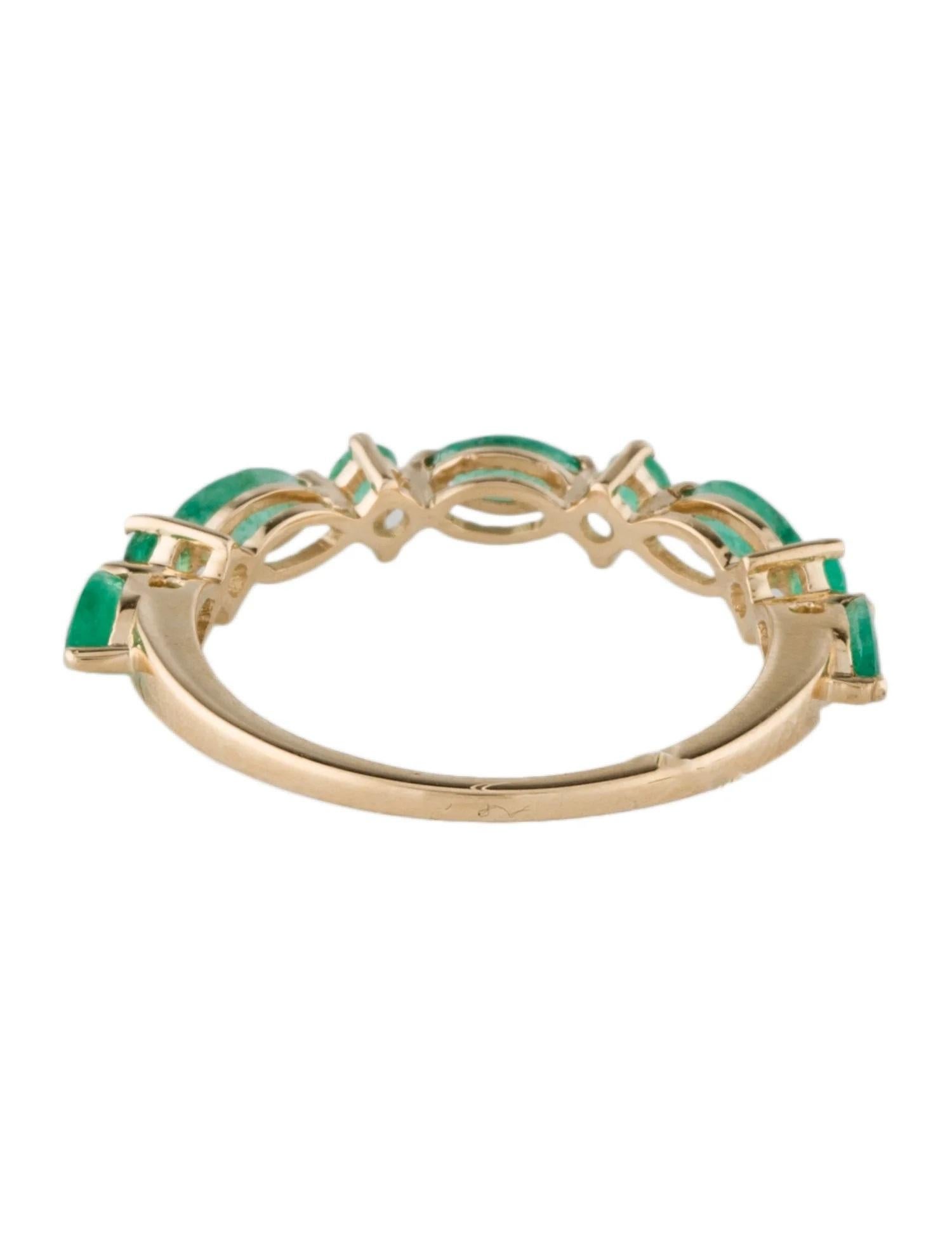 Taille ronde Bague en or jaune 14K 0.78ctw Emerald Band Ring, Taille 6.75, Round Modified Brilliant en vente