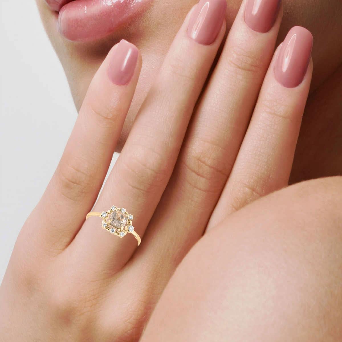Women's 14K Yellow Gold 0.82 Carat Square Emerald Shape Salt & Pepper Diamond Ring For Sale