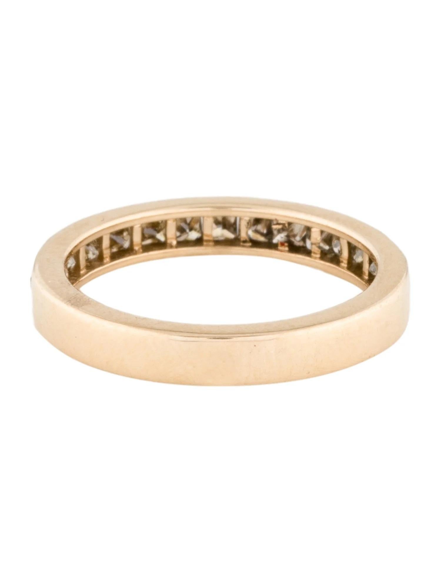 Brilliant Cut 14K Yellow Gold 0.87ctw Diamond Band, Size 7