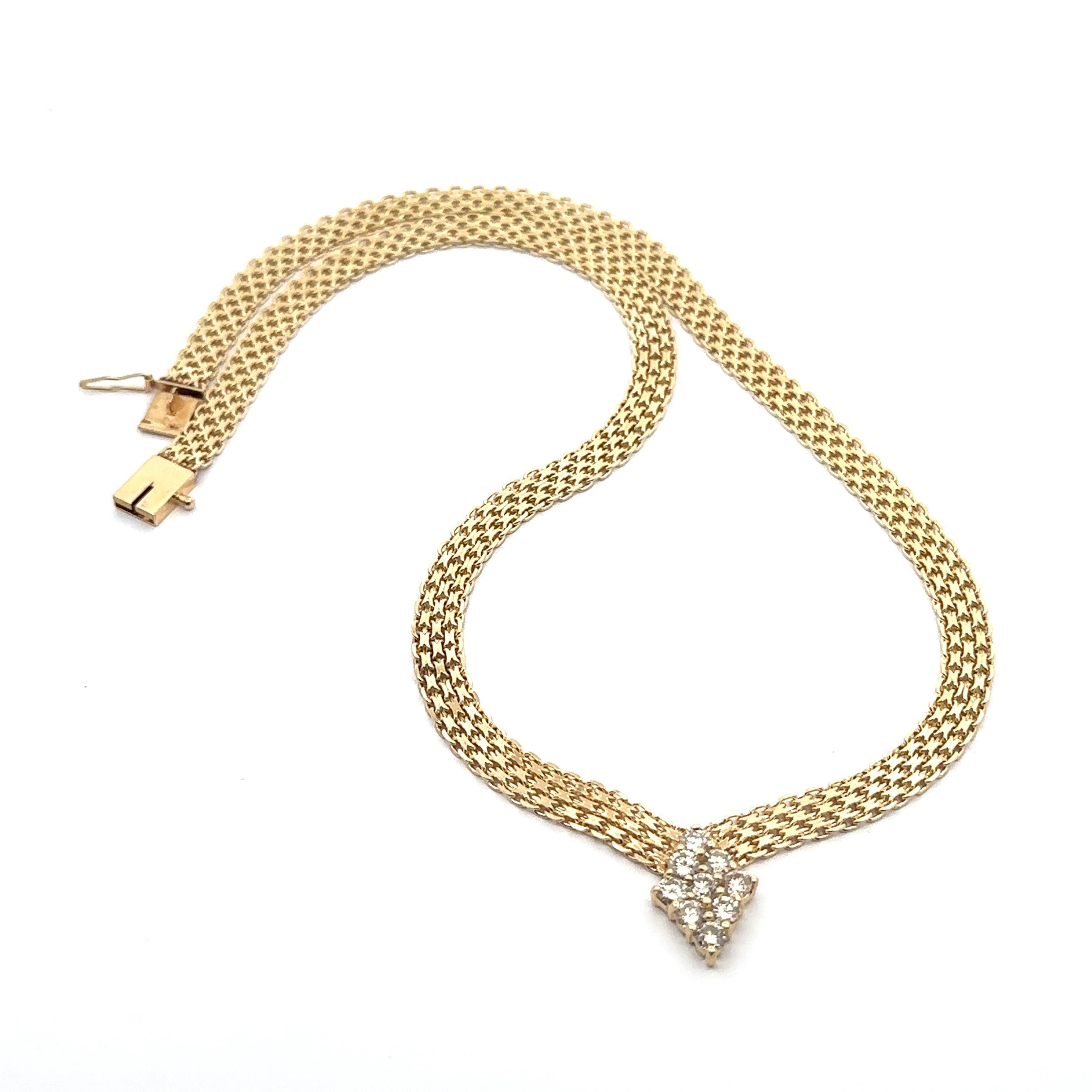 14k Yellow Gold 0.90ctw Diamond Center 16