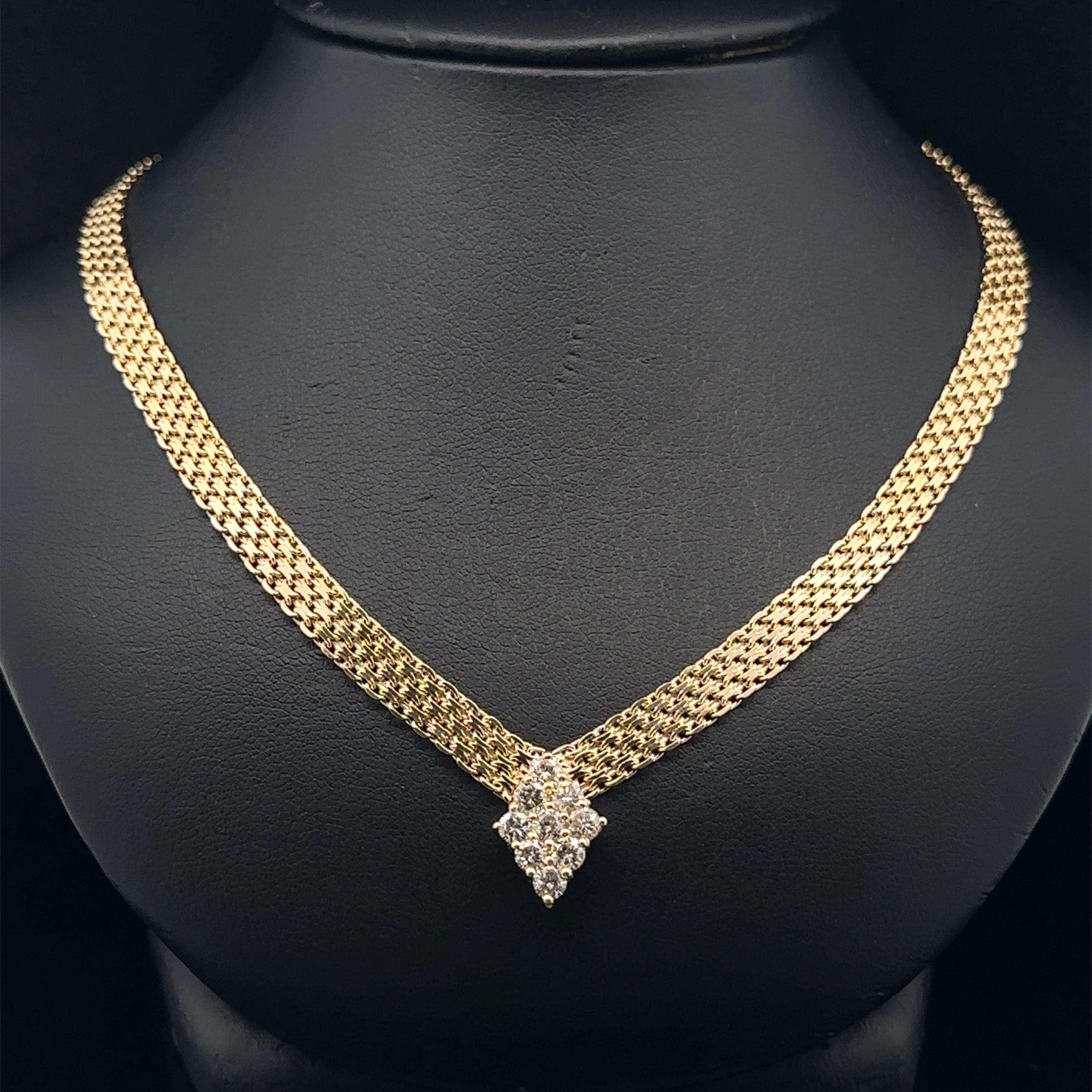 De las mujeres 14k Yellow Gold 0.90ctw Diamond Center 16