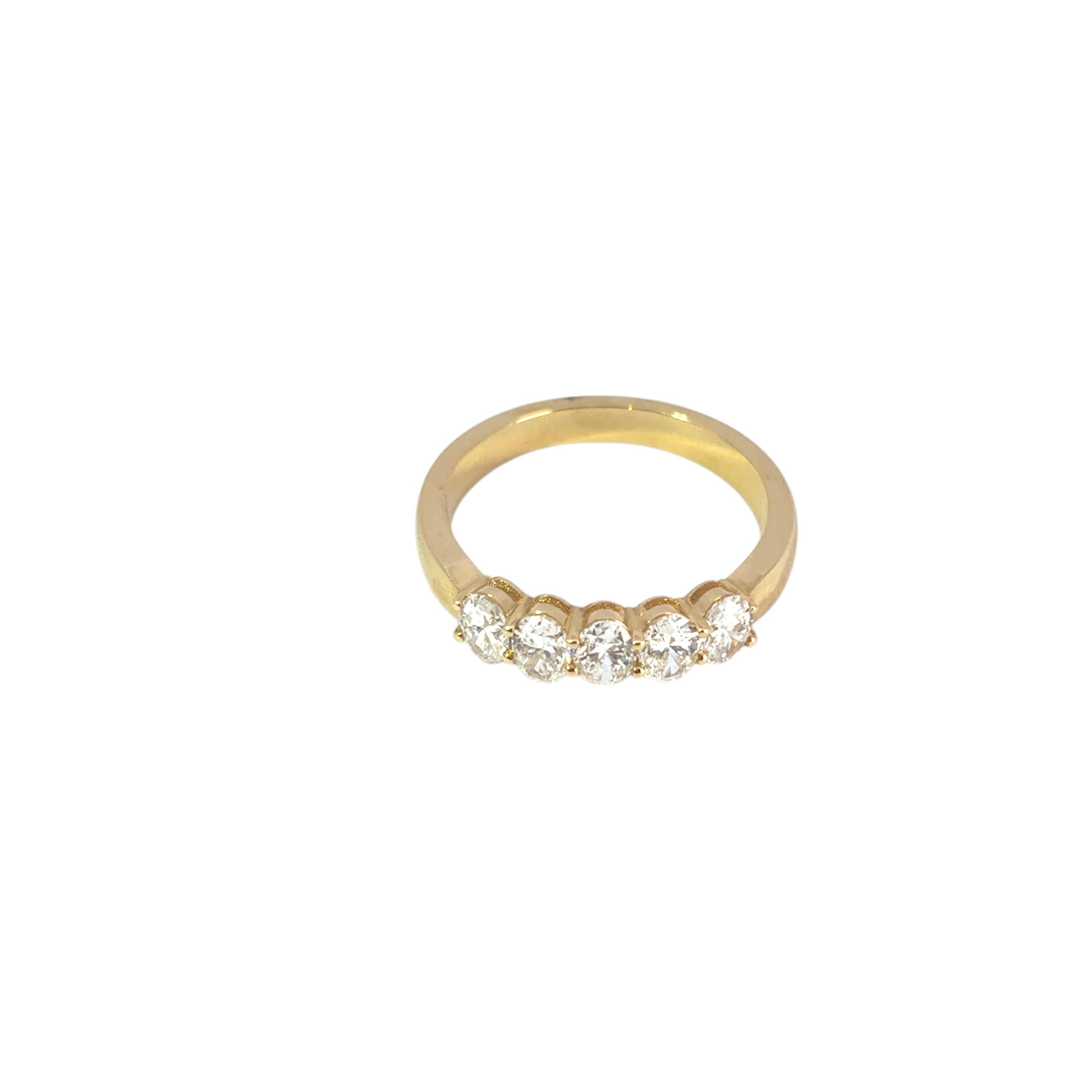 14k Yellow Gold 0.92ctw Oval Cut Five Stone Band For Sale 4