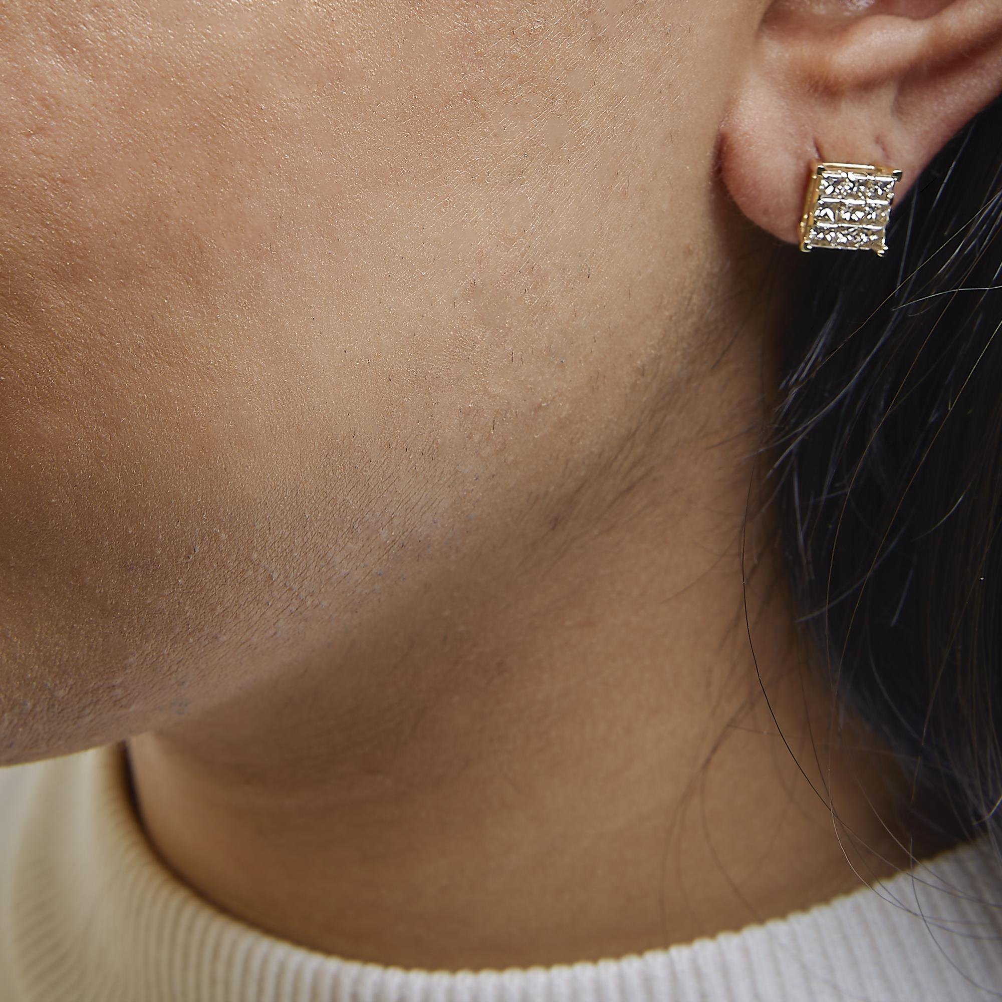 Taille princesse Boucles d'oreilles carrées en or jaune 14K avec 9 pierres et 1 1/2 cttw de diamant taille princesse en vente