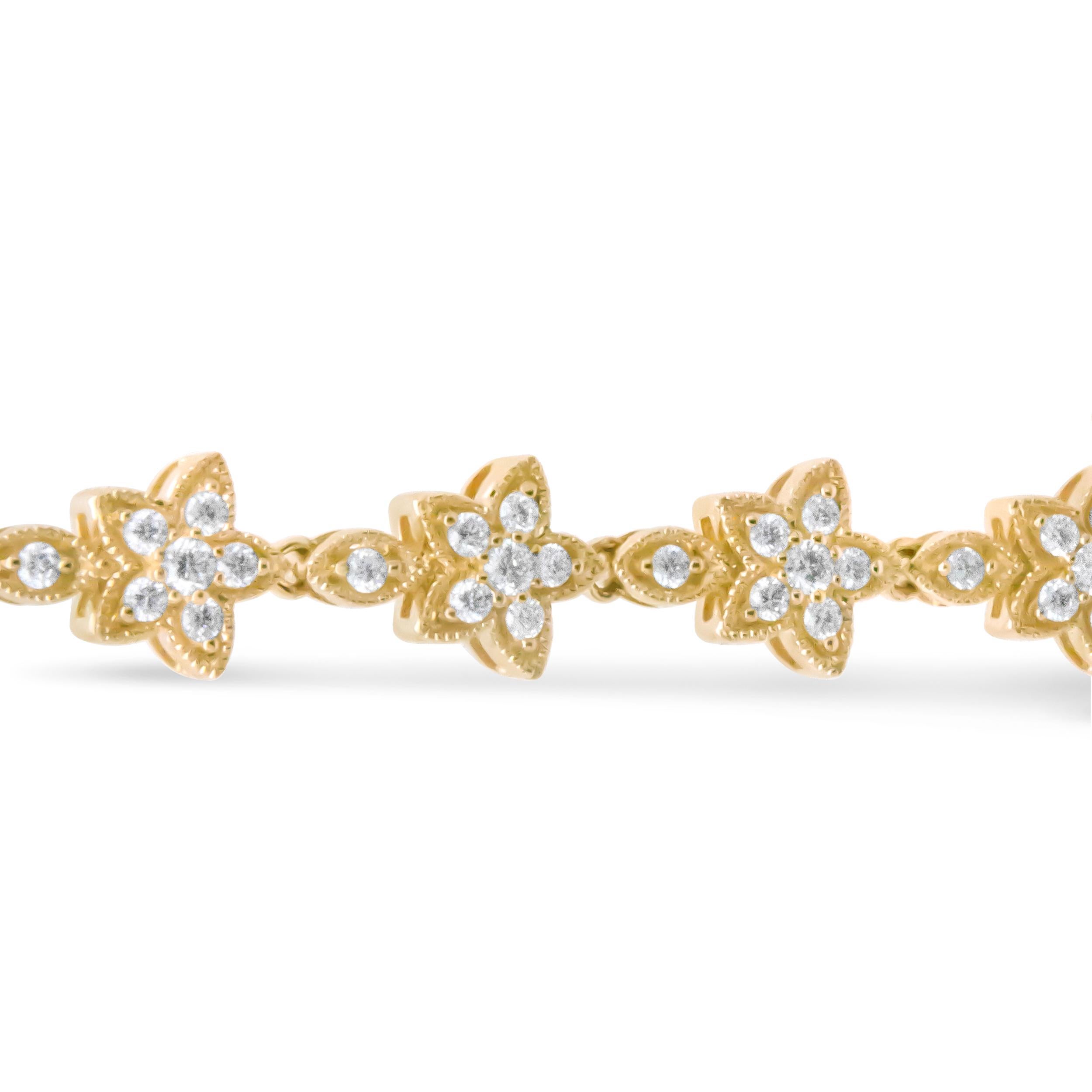 14K Yellow Gold 1 1/5 Carat Round Diamond Floral Star-Shaped Link Bracelet In Fair Condition For Sale In New York, NY
