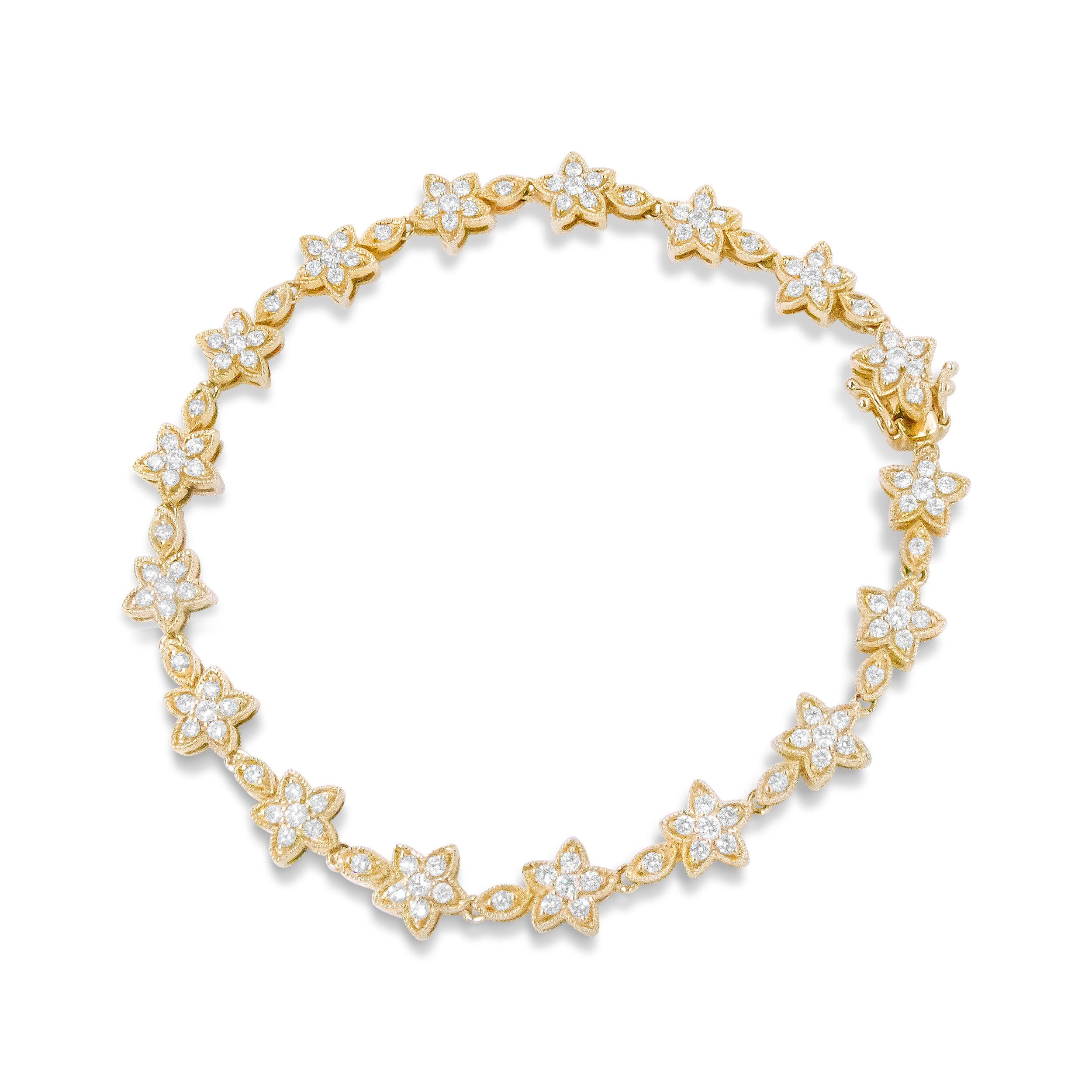 Women's 14K Yellow Gold 1 1/5 Carat Round Diamond Floral Star-Shaped Link Bracelet For Sale