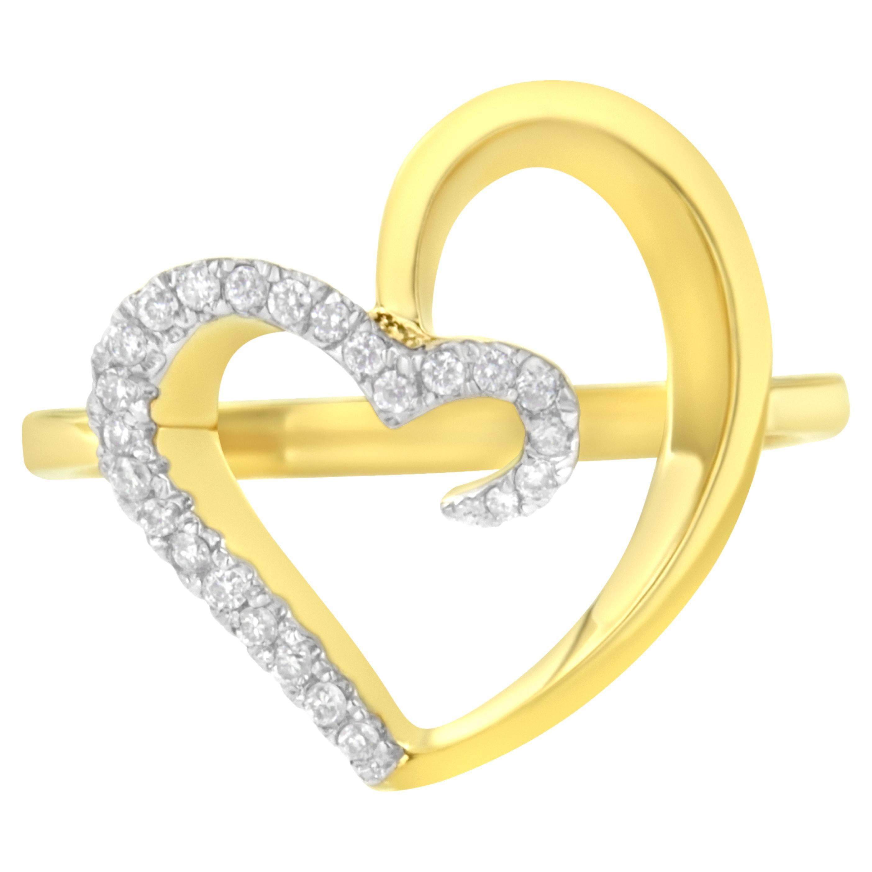 14K Yellow Gold 1/10 Carat Diamond Heart Shape Ring For Sale