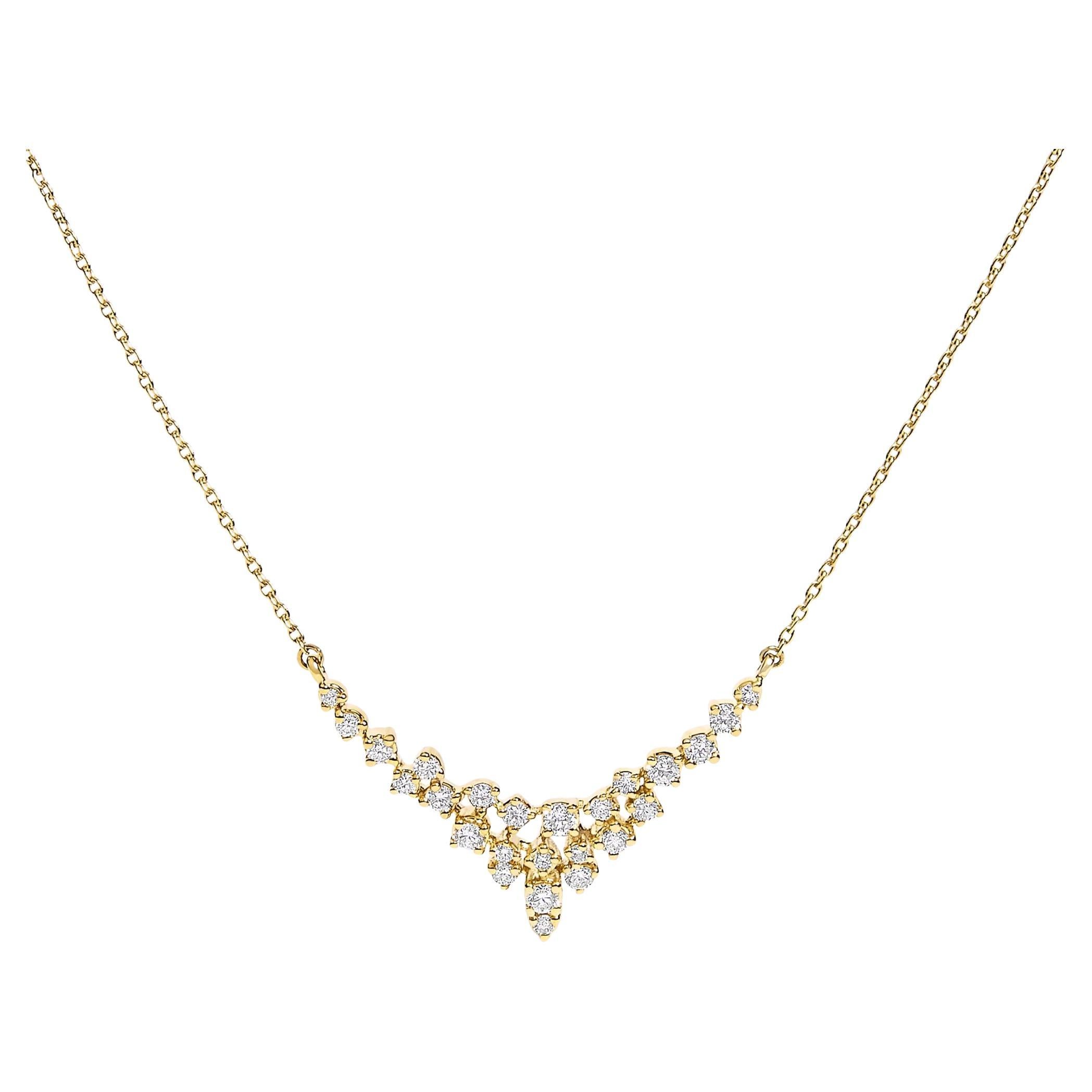 Collier en or jaune 14K à "V" dispersé de diamants 1/2 Cttw pour femmes