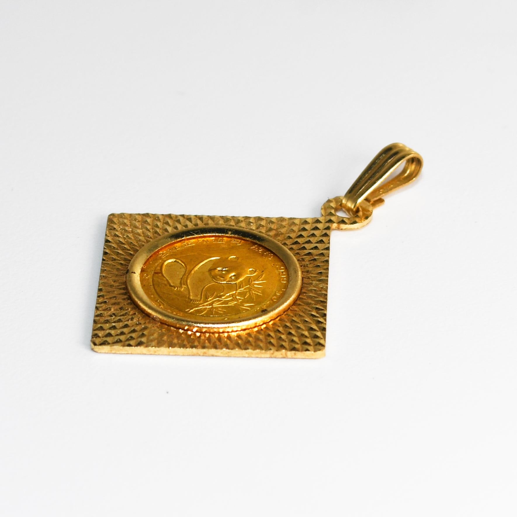 14K Yellow Gold 1/20 Gold Panda Coin Pendant 3.6g In Excellent Condition For Sale In Laguna Beach, CA