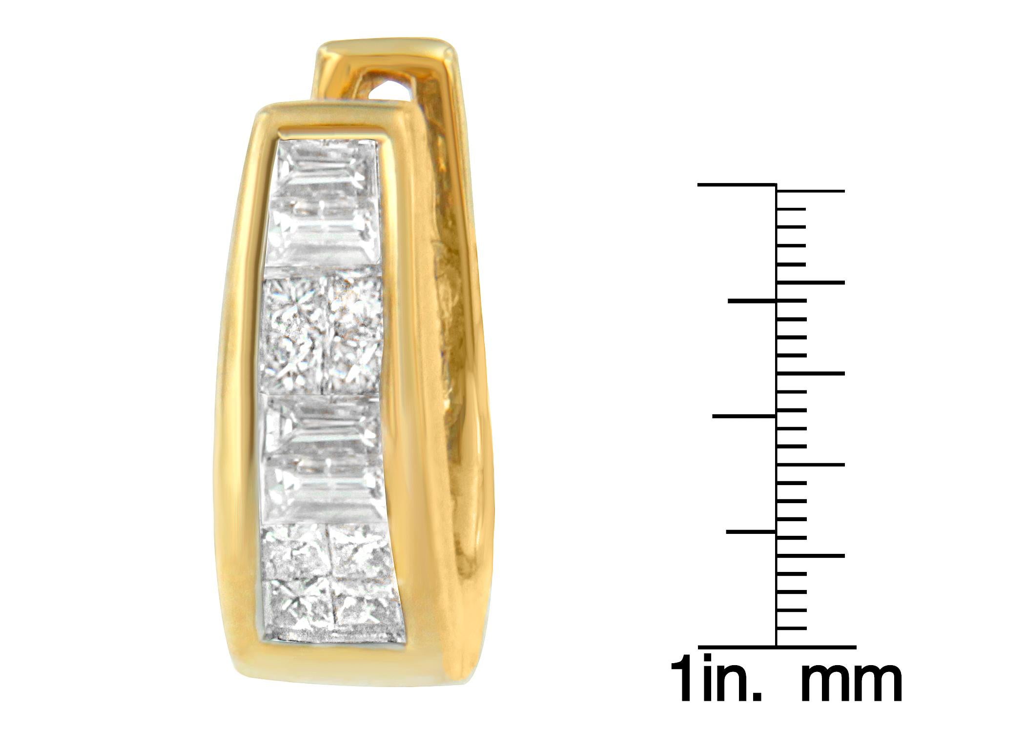 Pendientes de Diamantes Princesa y Baguette 1/2ct TDW de Oro Amarillo de 14k en Nuevo estado para la venta en New York, NY