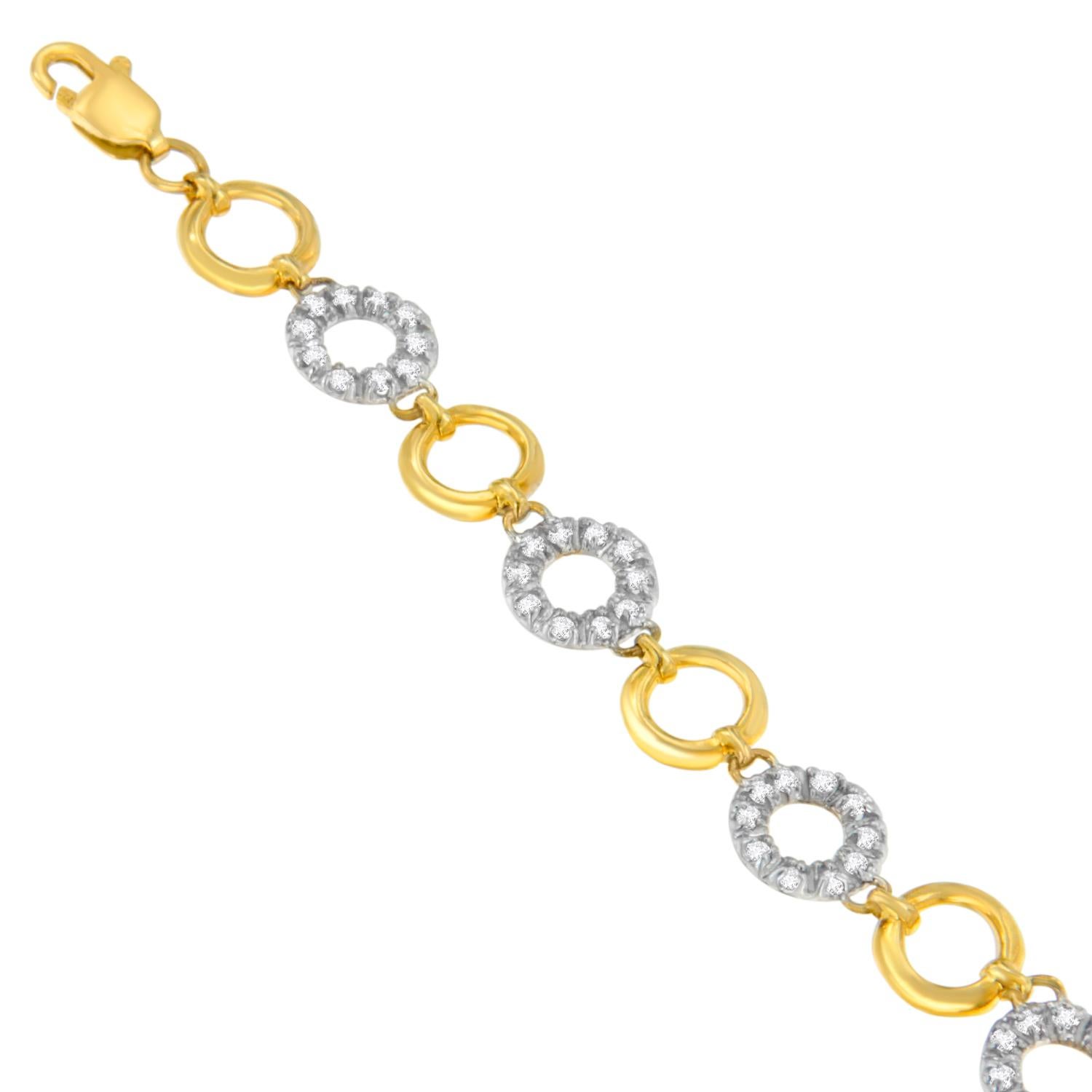 Contemporary 14K Yellow Gold 1/2 Carat Round Cut Diamond Circle Bracelet For Sale