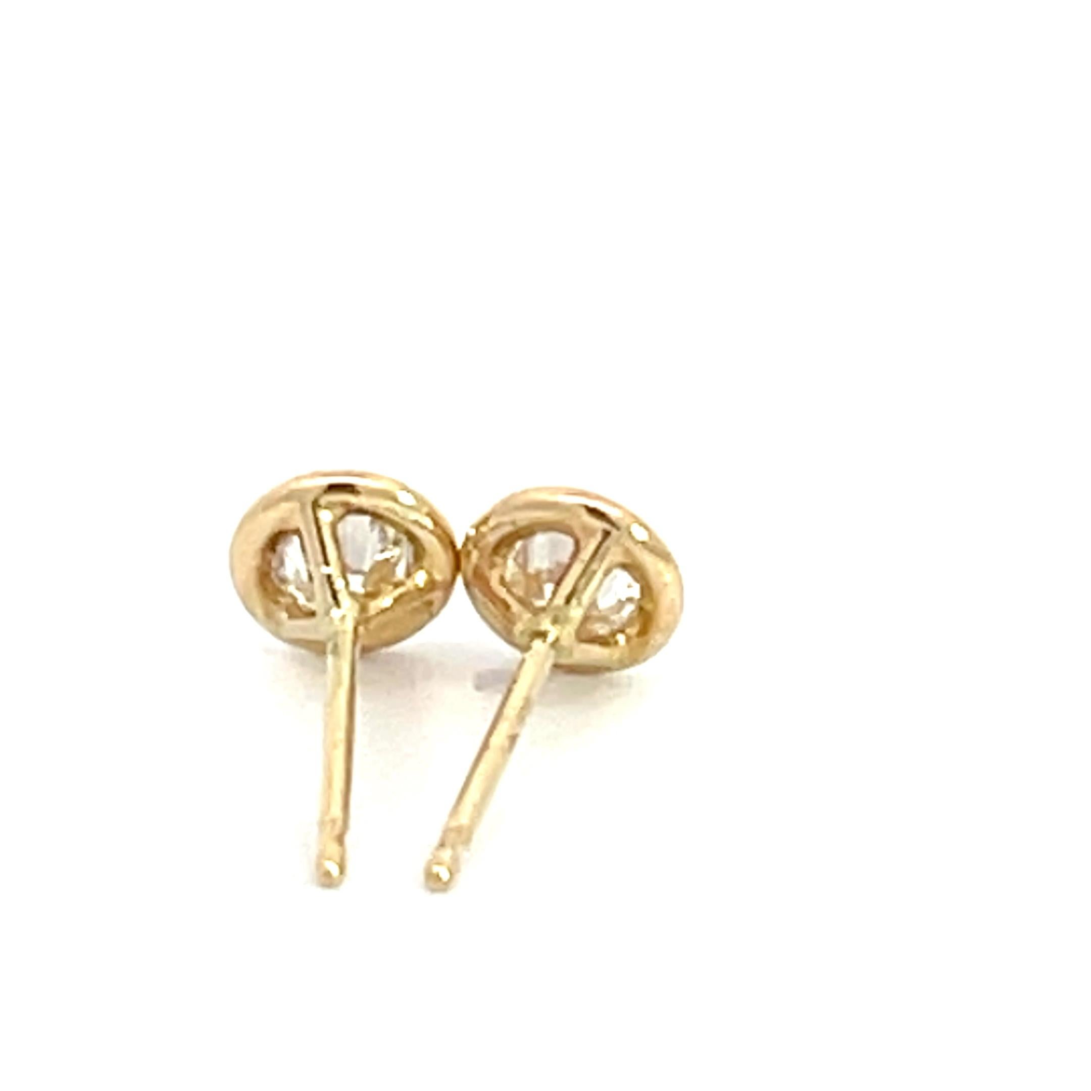 Modern 14K Yellow Gold 1/2ctw Diamond Bezel Stud Earrings For Sale