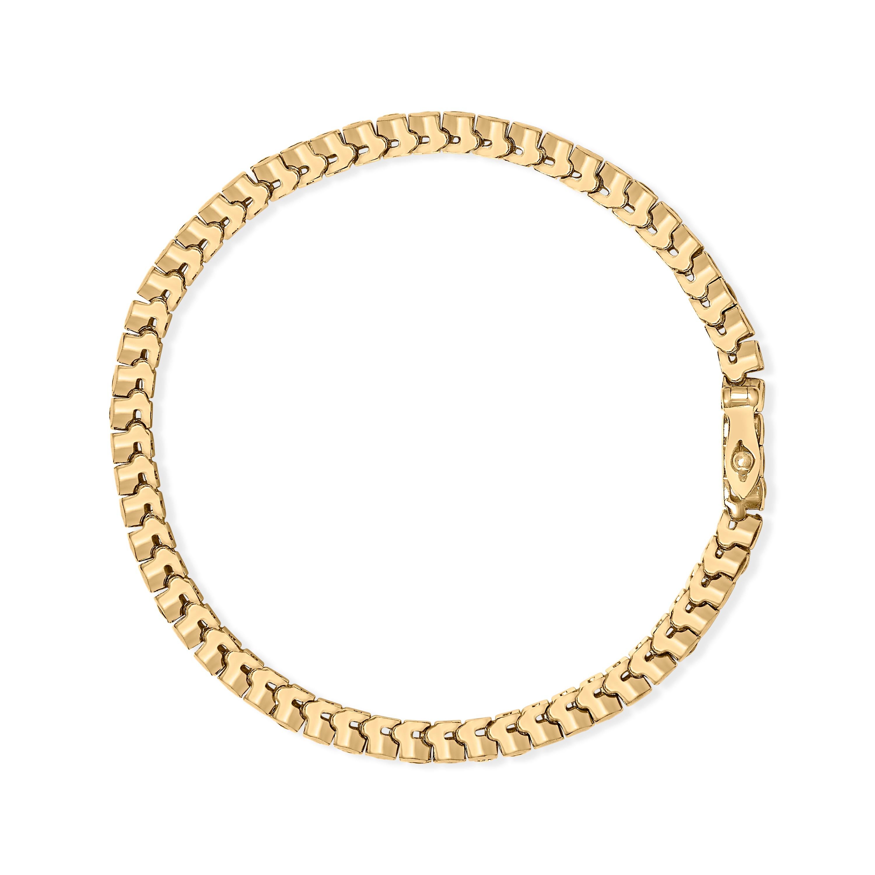 Modern 14K Yellow Gold 1 3/4 Cttw Diamond and 5.0 Cttw Blue Sapphire Tennis Bracelet For Sale