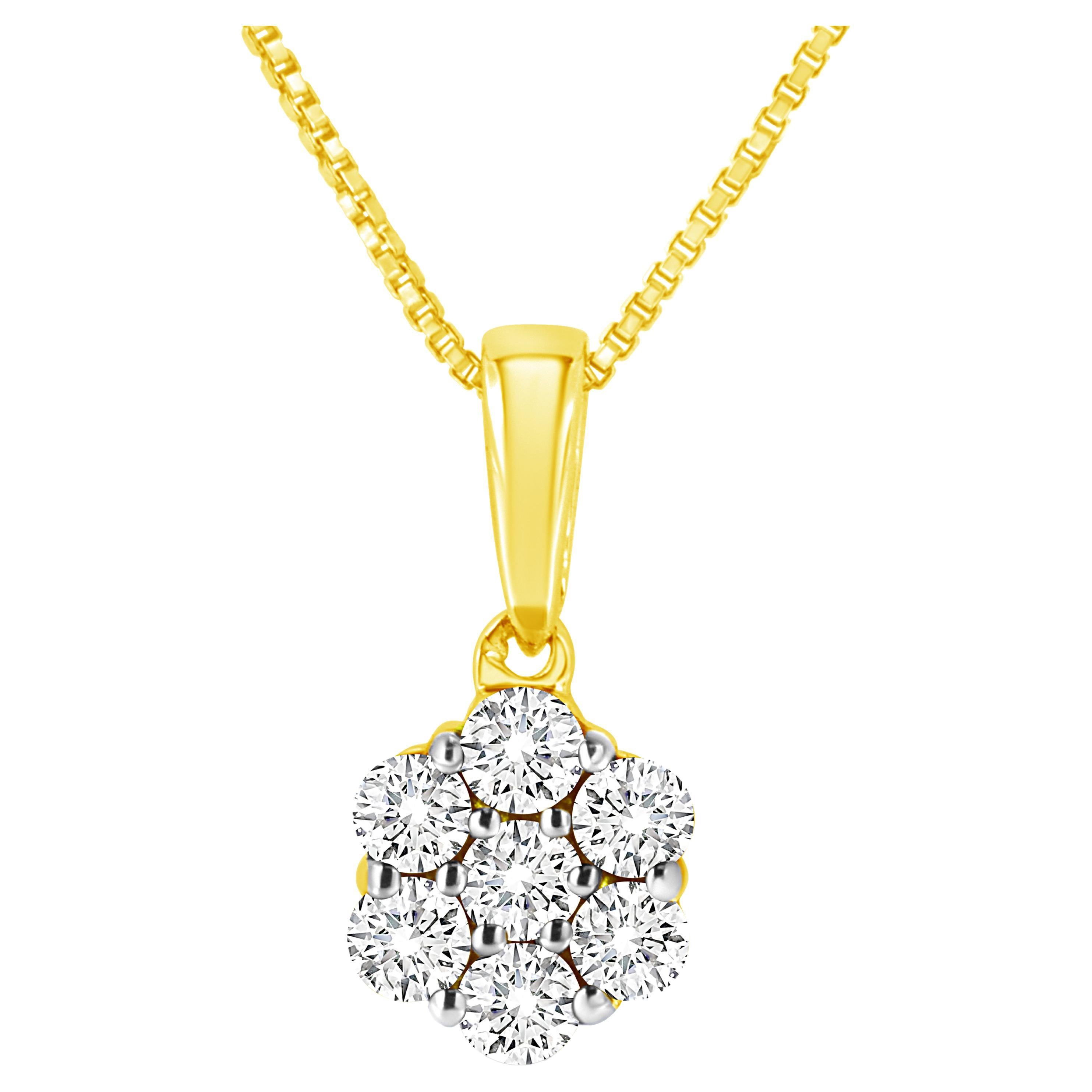 14K Yellow Gold 1/4 Carat Diamond 7 Stone Floral Cluster Pendant Necklace For Sale