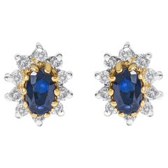 Boucles d'oreilles Halo en or jaune 14K avec diamant et saphir bleu de 1/4 Cttw