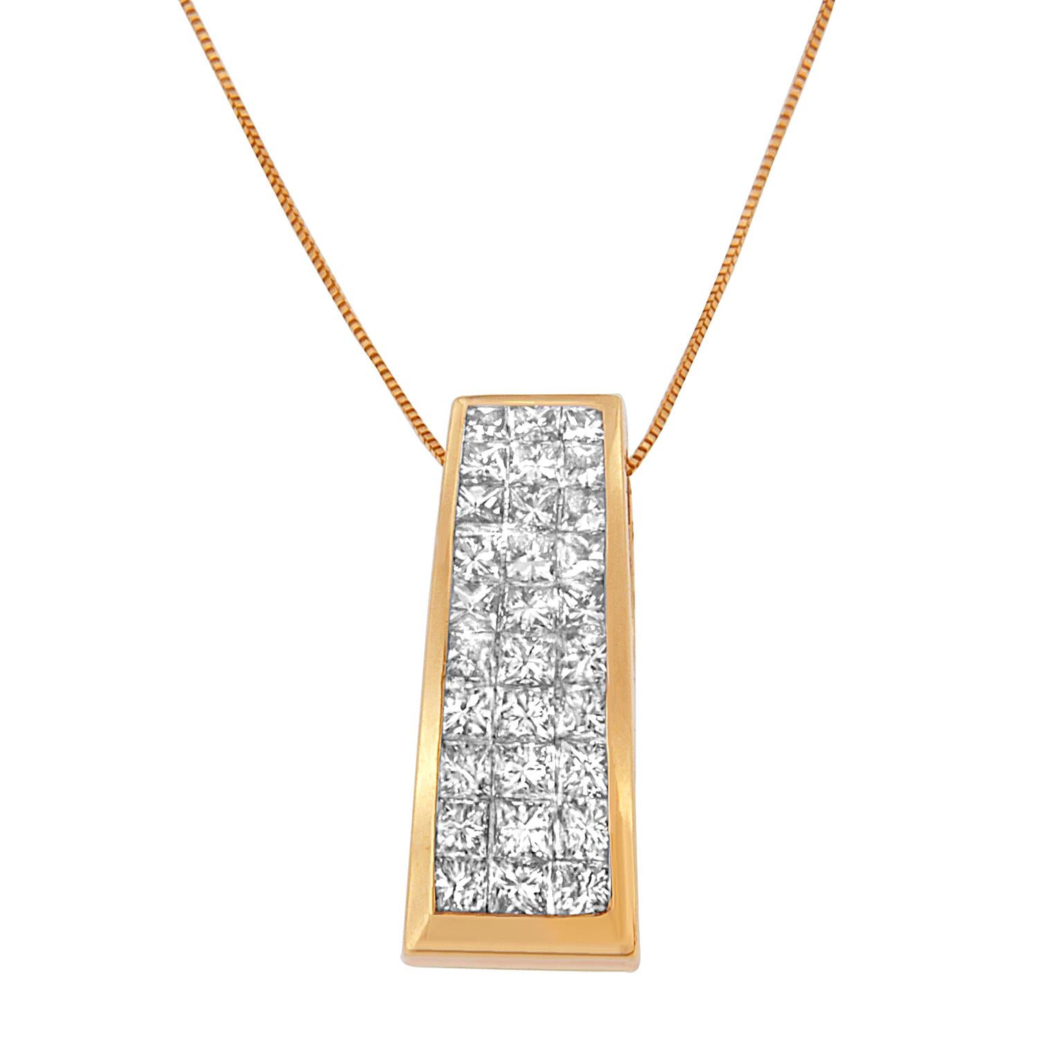 Taille princesse Collier pendentif pilier en or jaune 14k à diamants taille princesse 1 5/8 cttw en vente