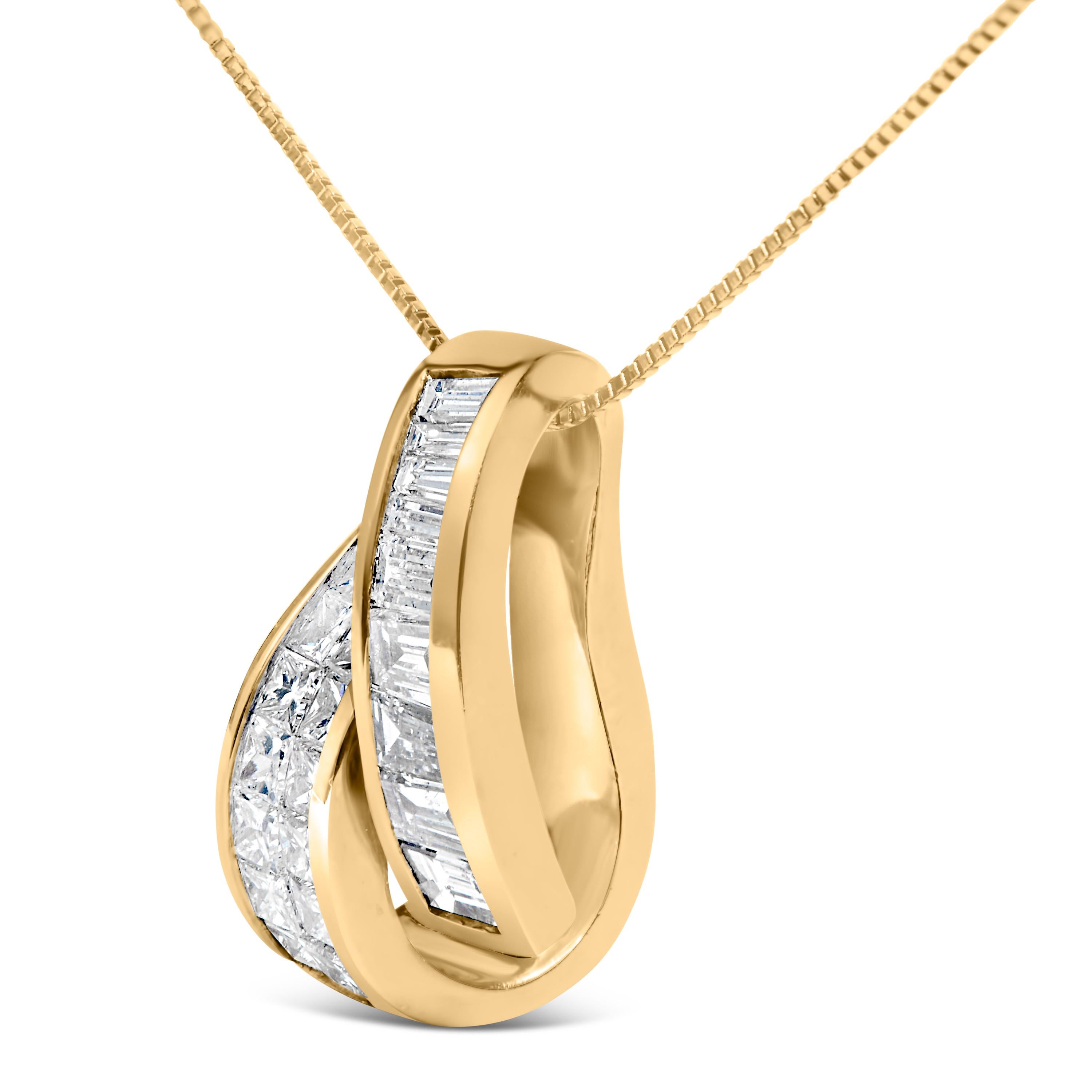 Moderne Collier pendentif en or jaune 14 carats avec diamants princesses et baguettes de 1 5/8 carat en vente