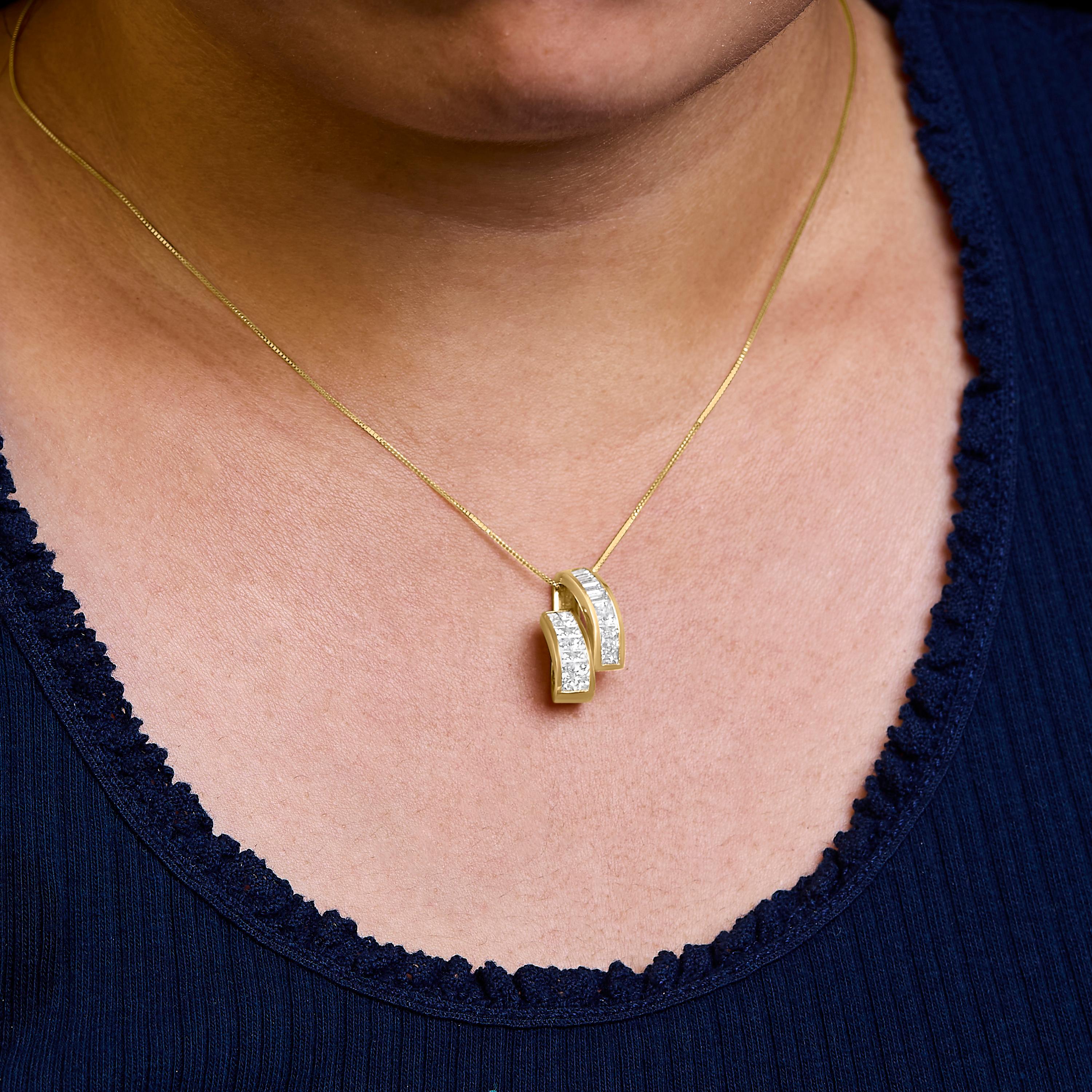 Collier pendentif en or jaune 14 carats avec diamants princesses et baguettes de 1 5/8 carat Neuf - En vente à New York, NY
