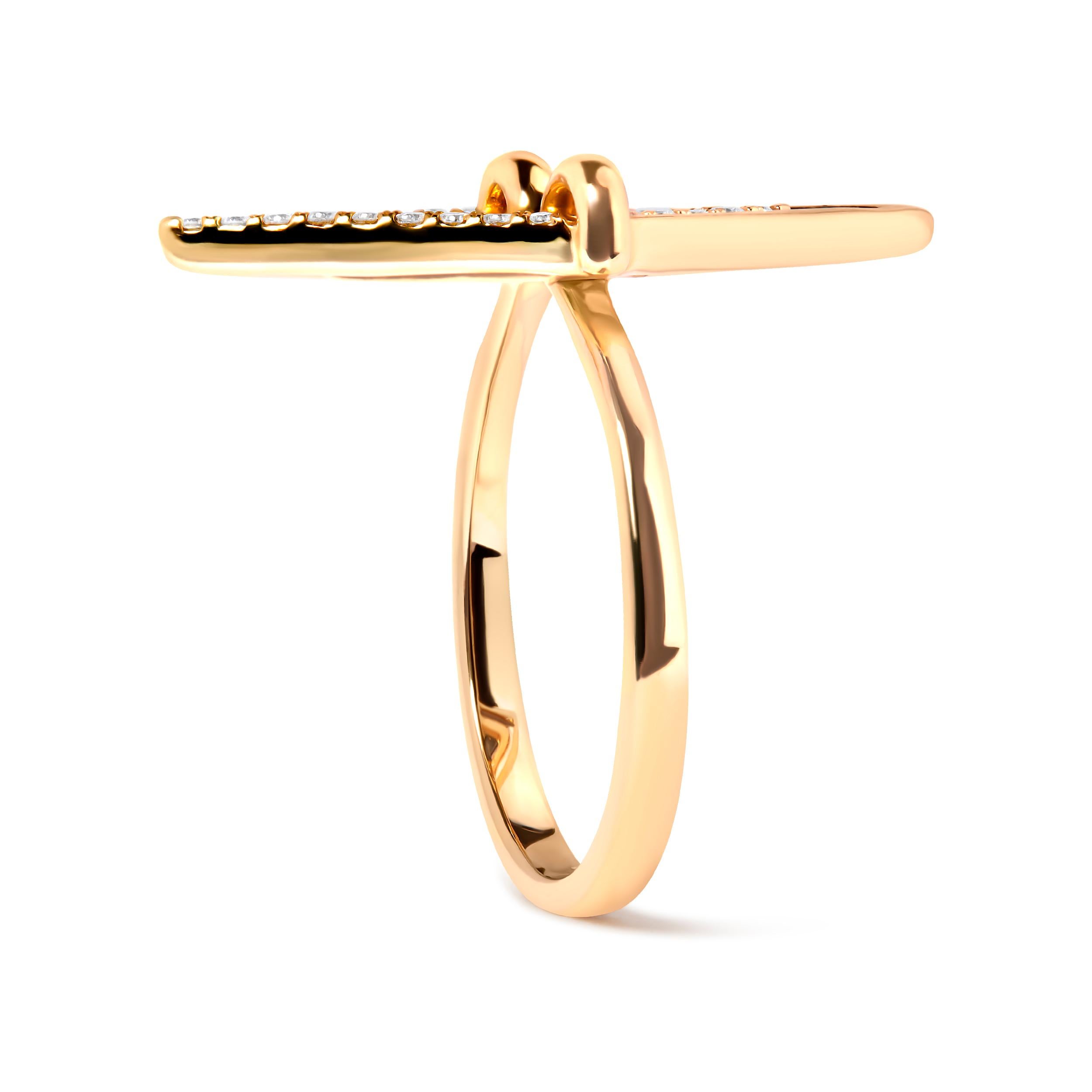 Modern 14K Yellow Gold 1/5 Cttw Diamond Double Triangle Ring For Sale